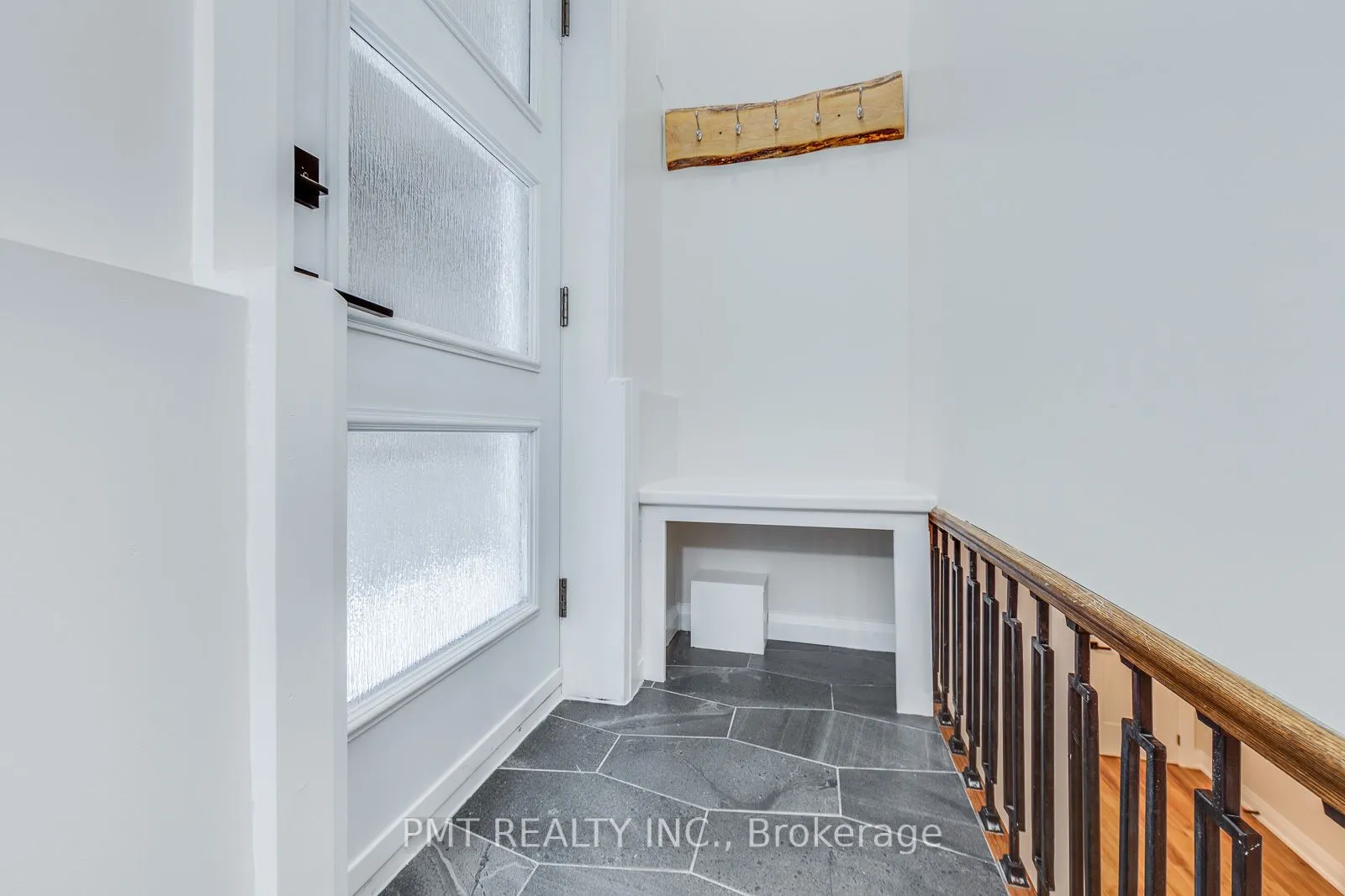 17 Lockwood Road, #C