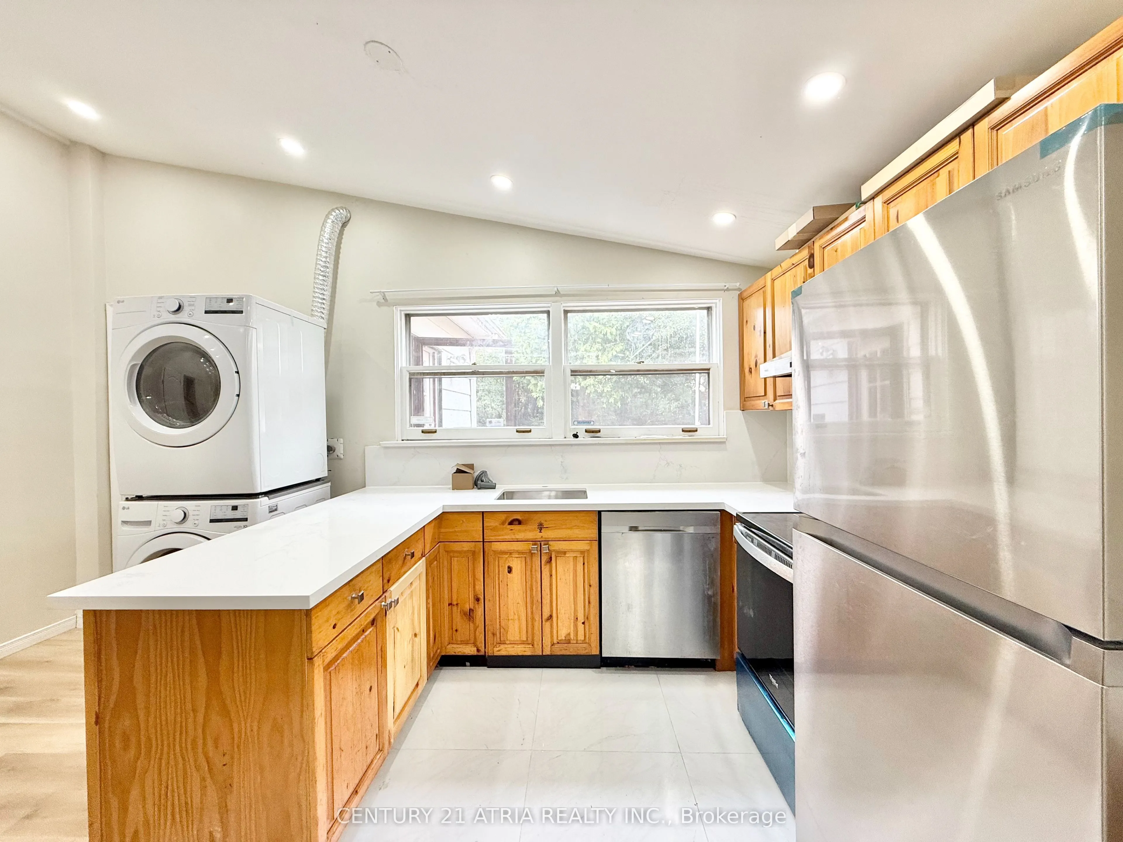 4 Benfrisco Crescent