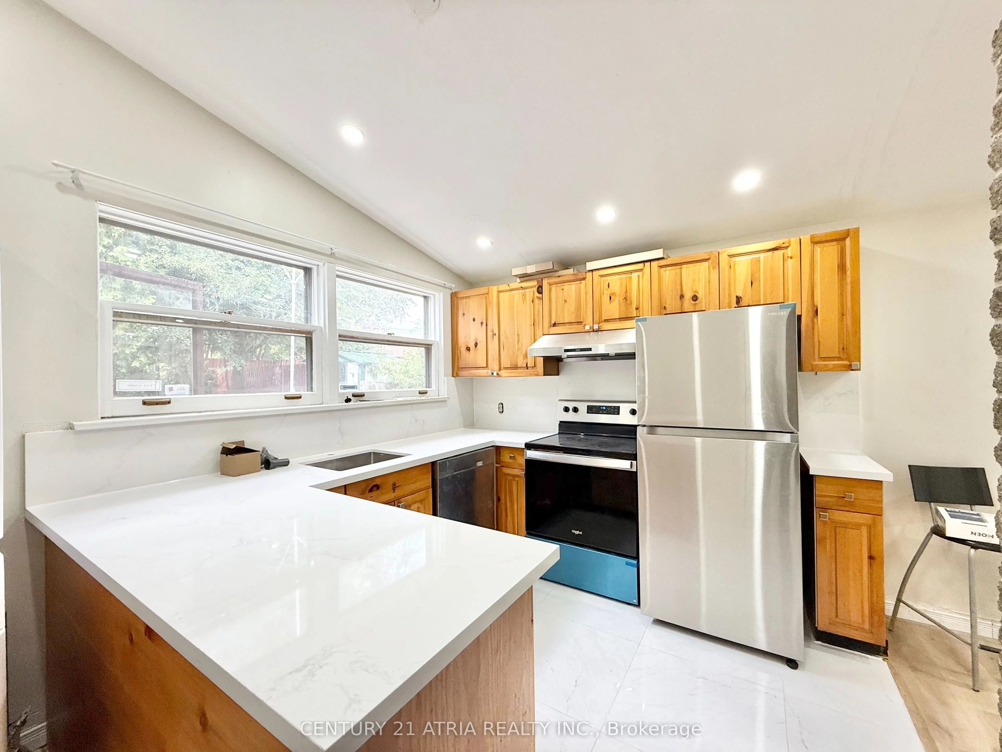 4 Benfrisco Crescent