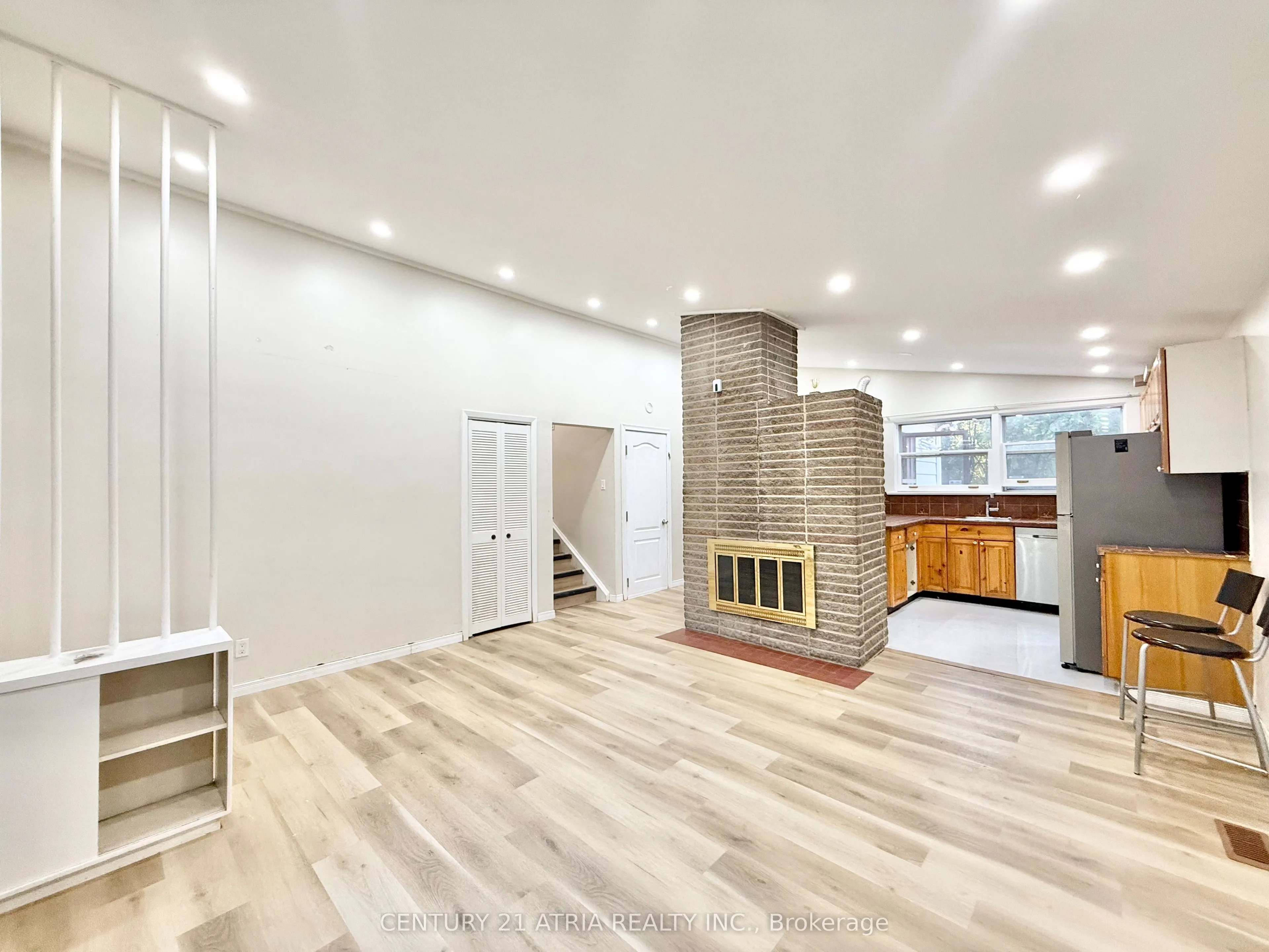 4 Benfrisco Crescent