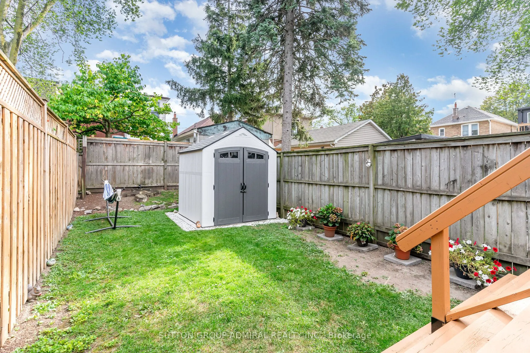85 Newmarket Avenue