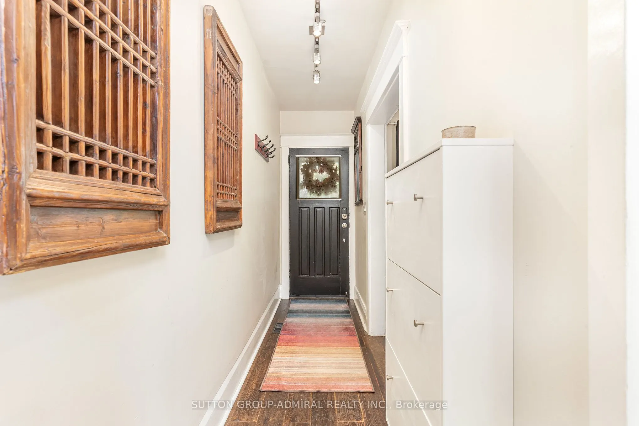 85 Newmarket Avenue