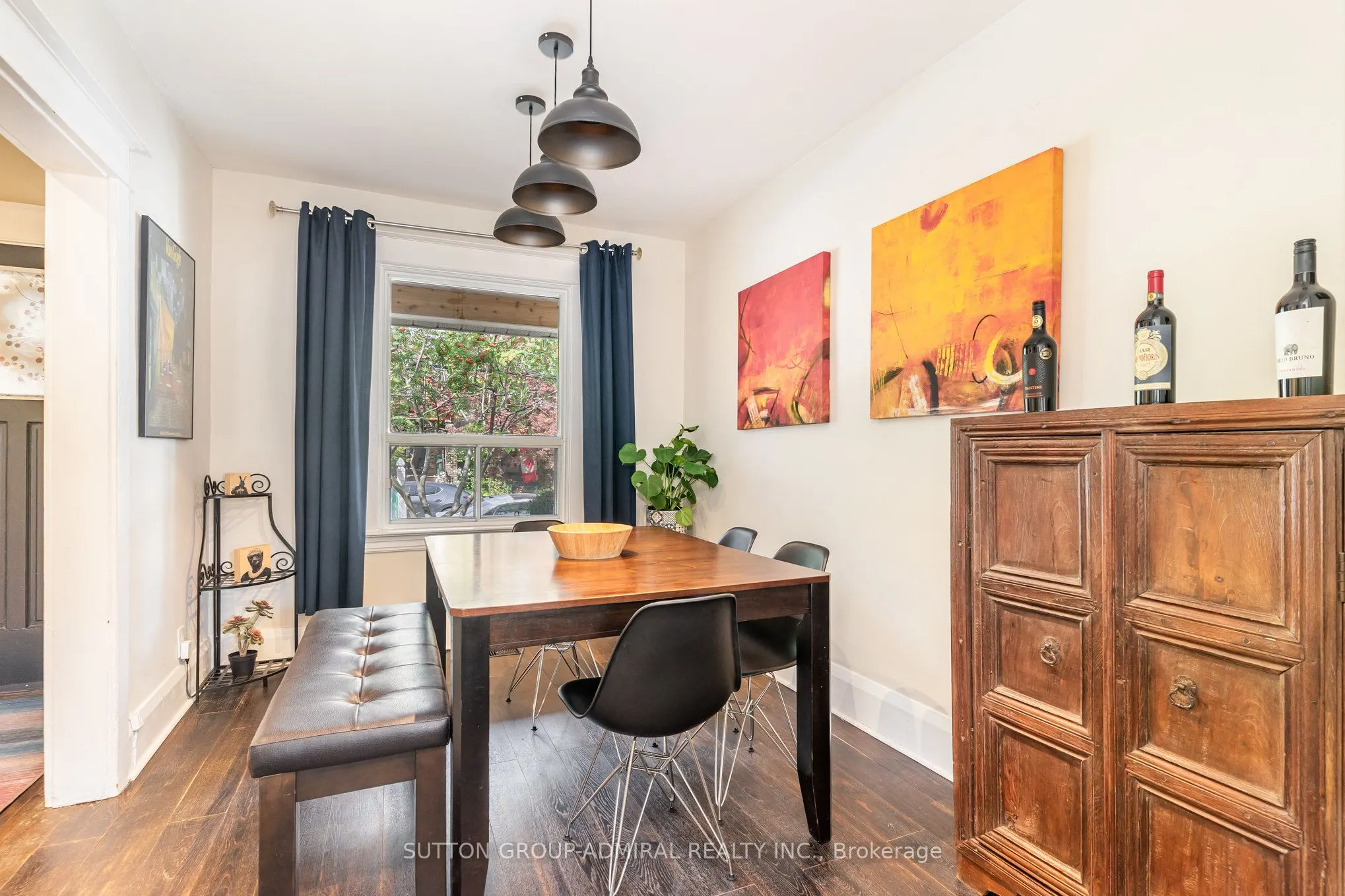 85 Newmarket Avenue