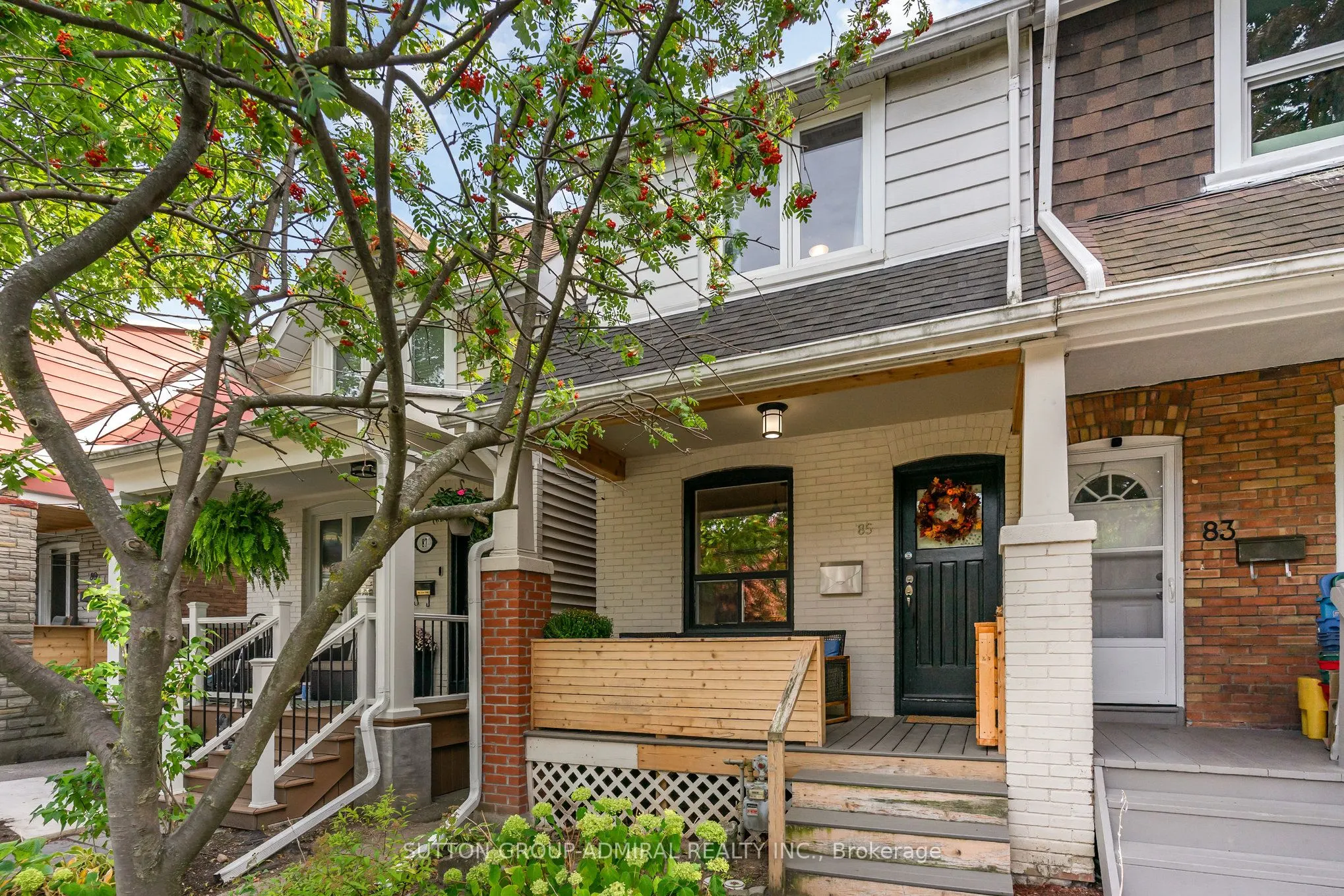 85 Newmarket Avenue