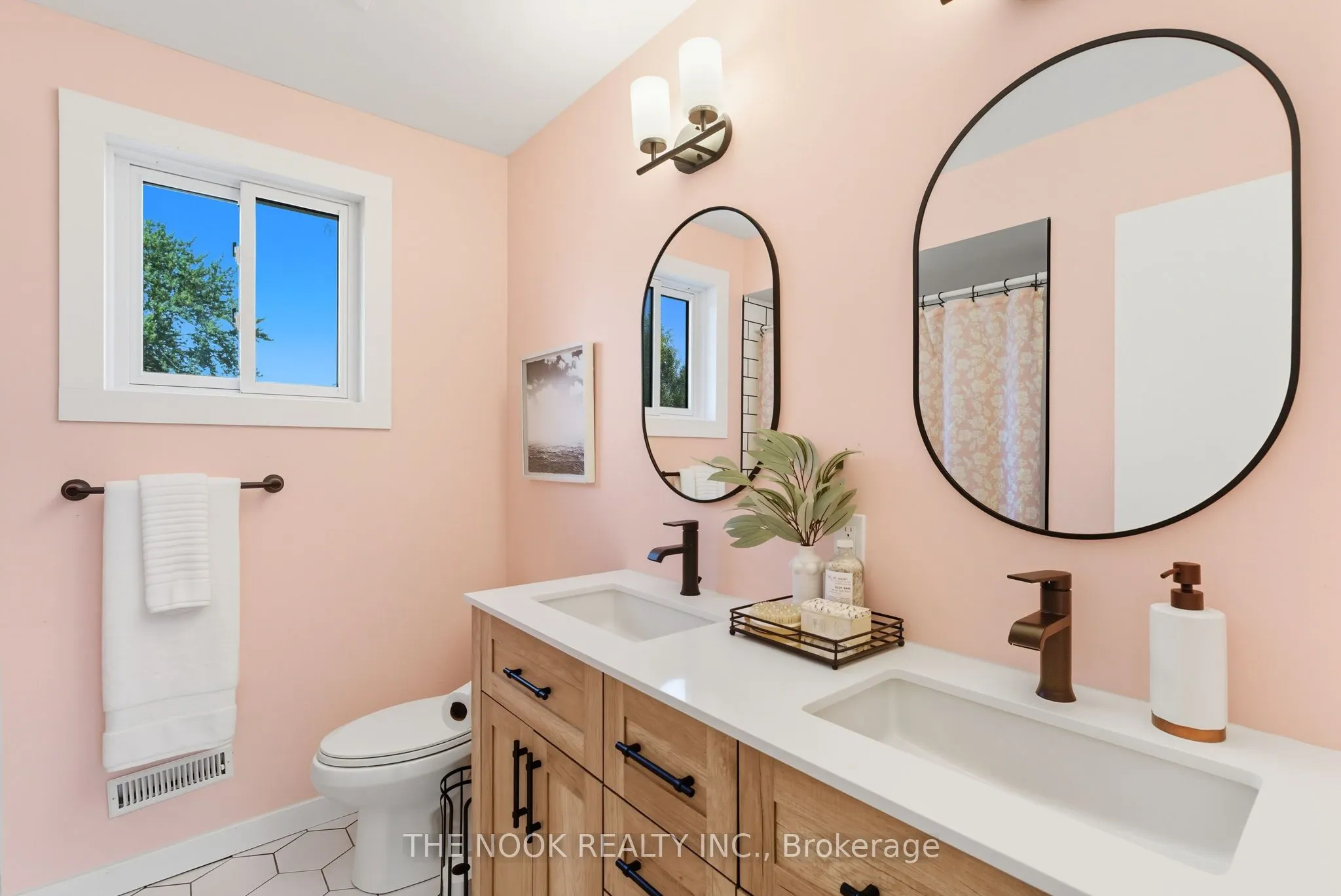 55 Rosalynne Avenue