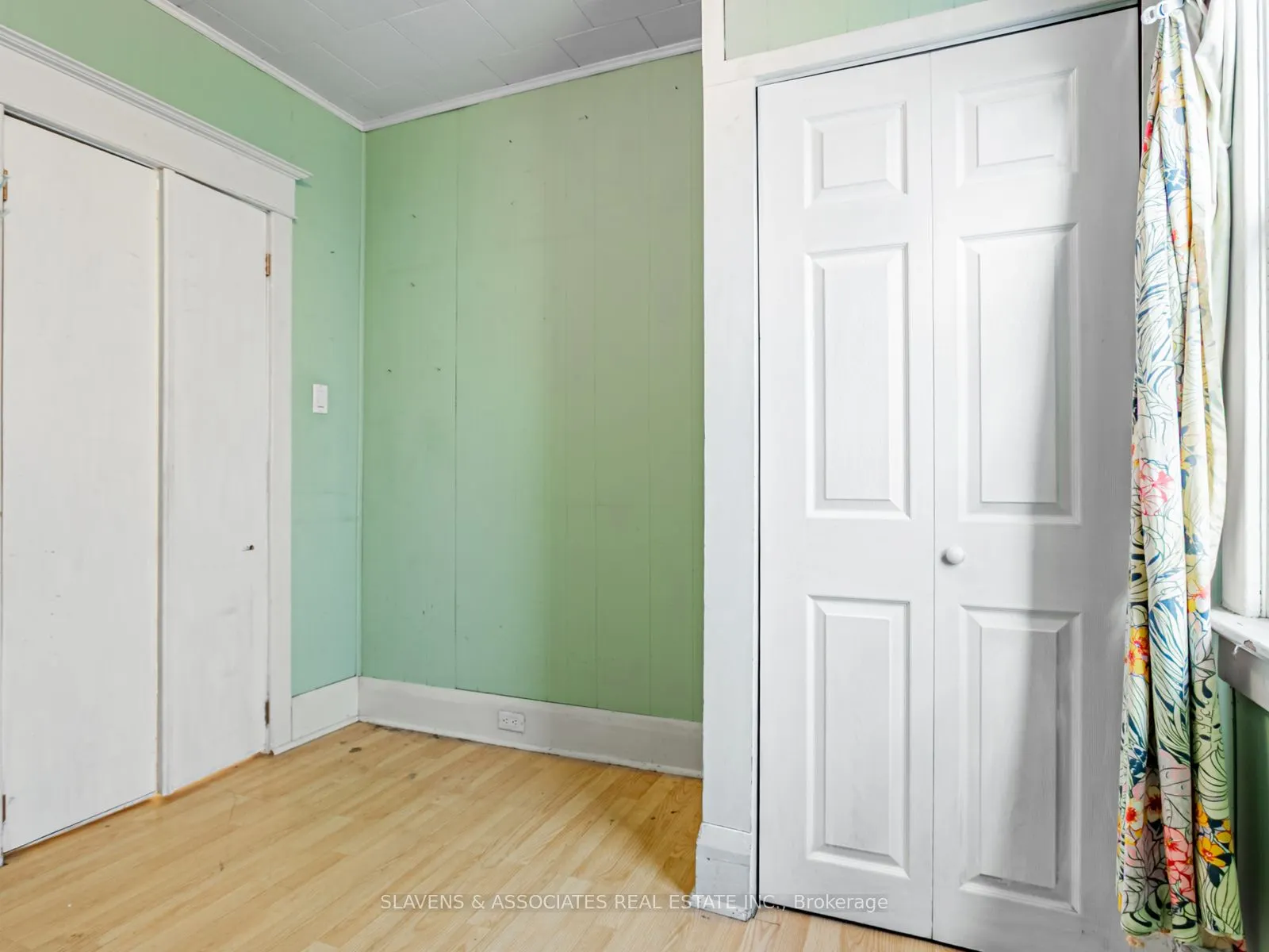 7 Holborne Avenue
