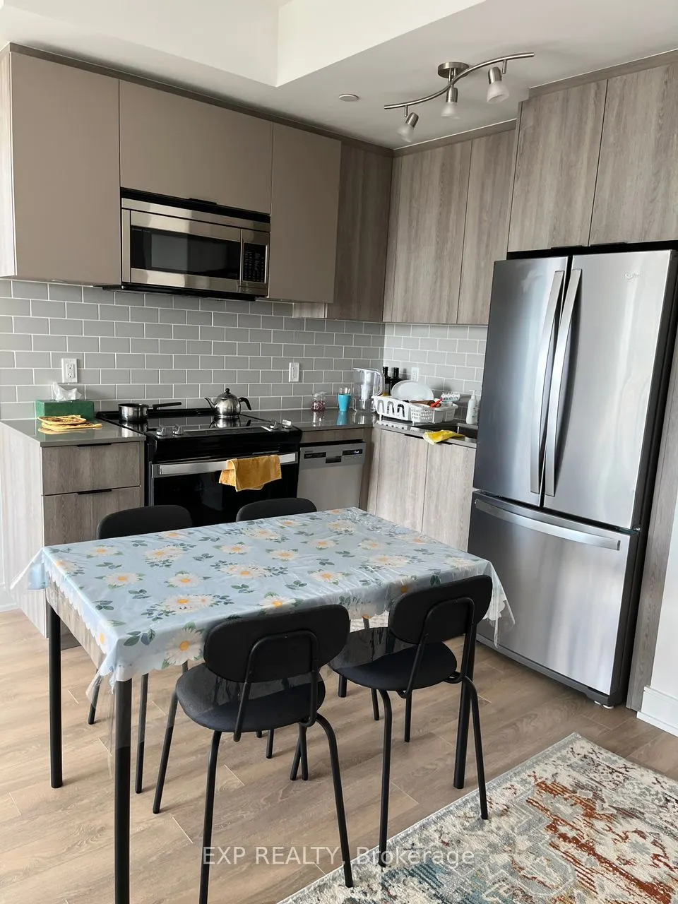 1350 Ellesmere Road, #1211