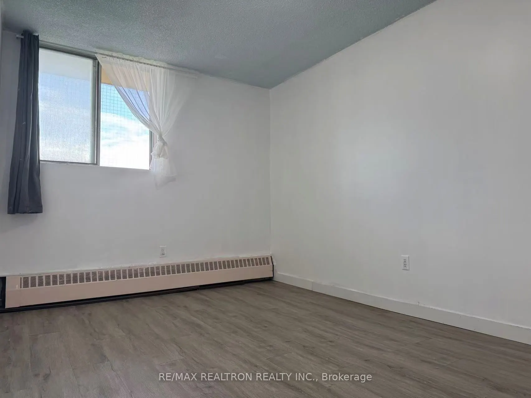 100 Dundalk Drive, #909
