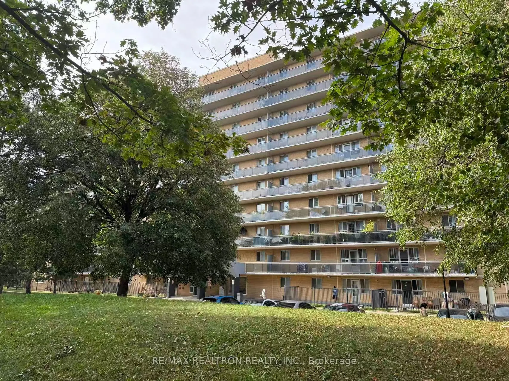 100 Dundalk Drive, #909