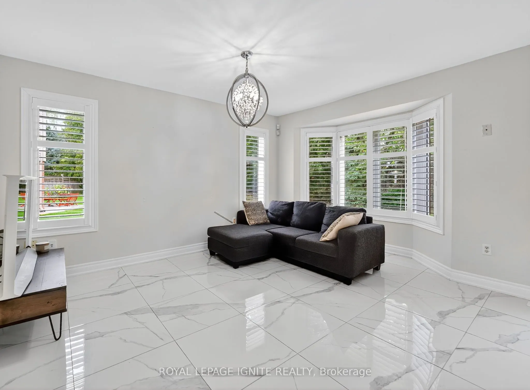 71 Norland Circle