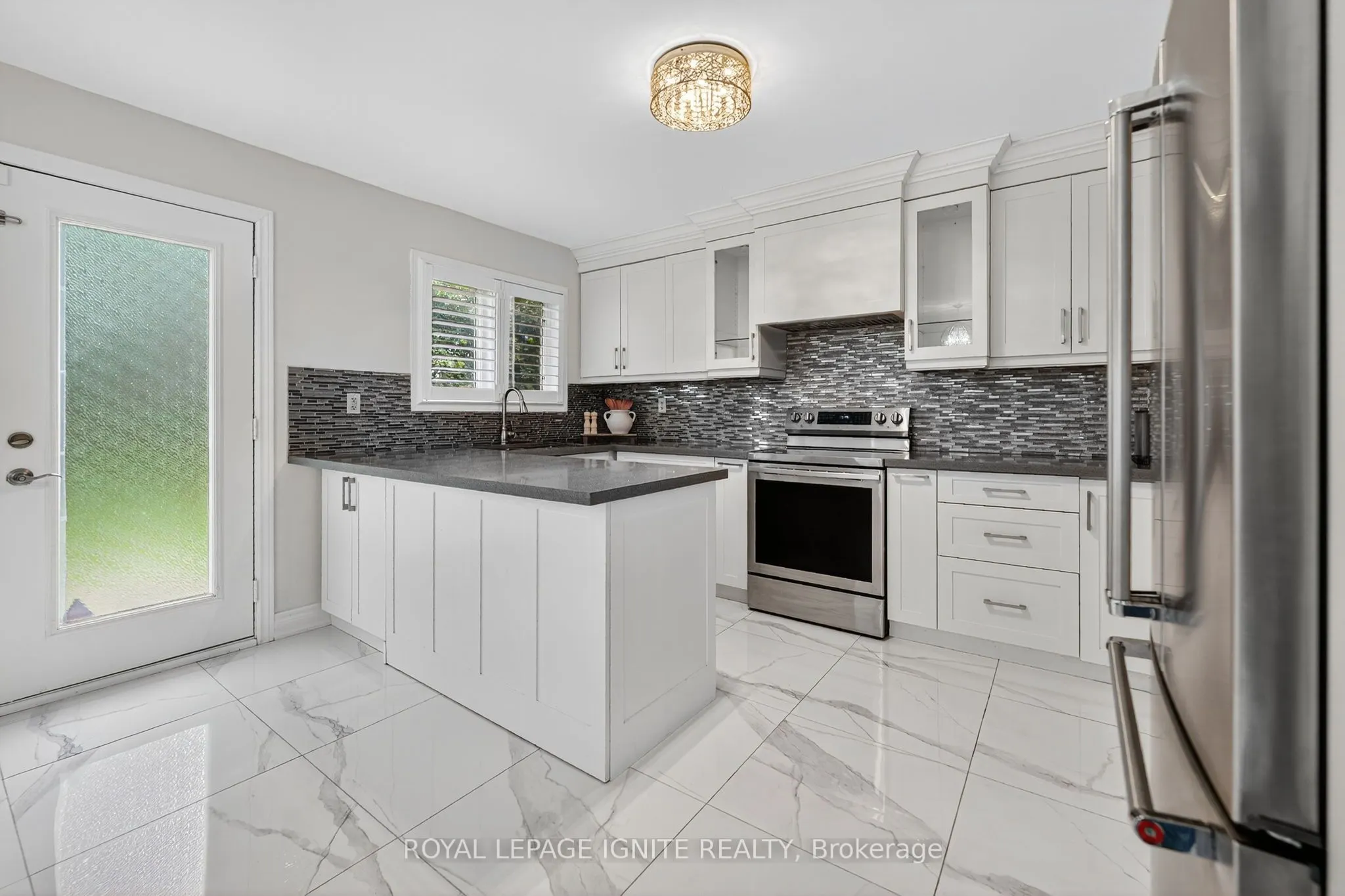71 Norland Circle