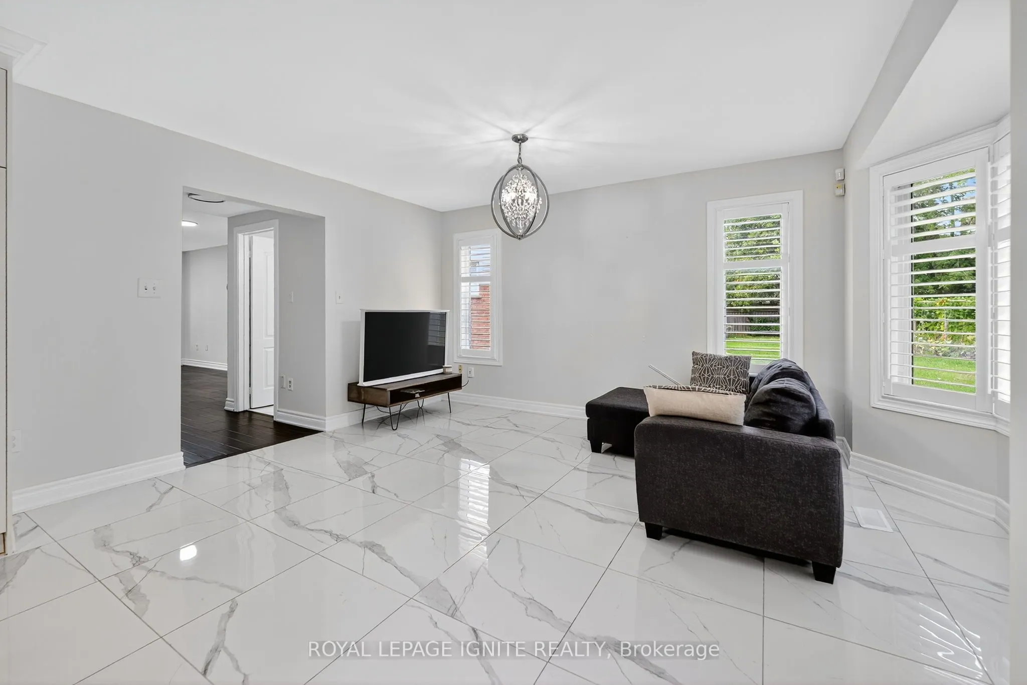 71 Norland Circle