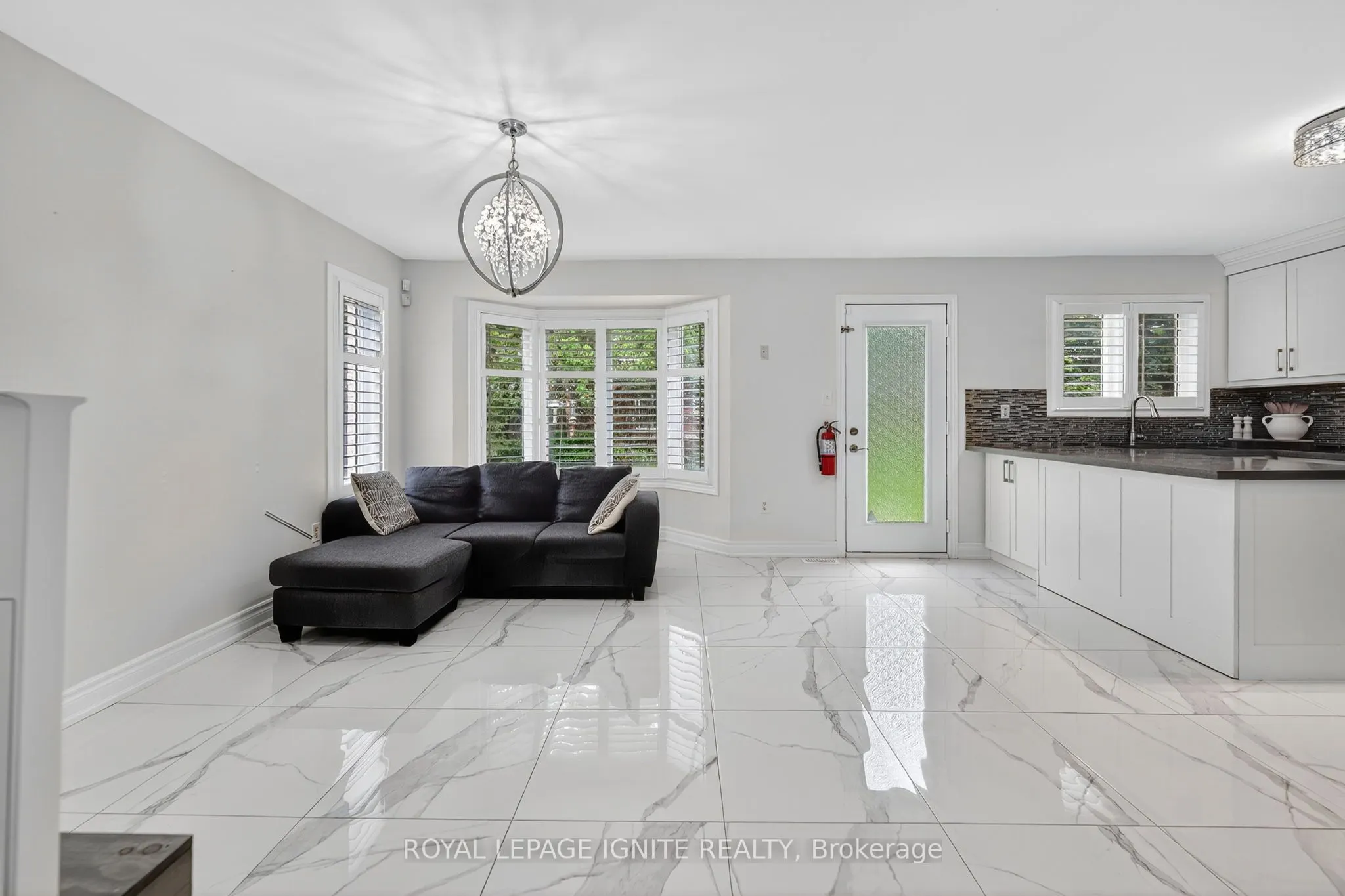 71 Norland Circle