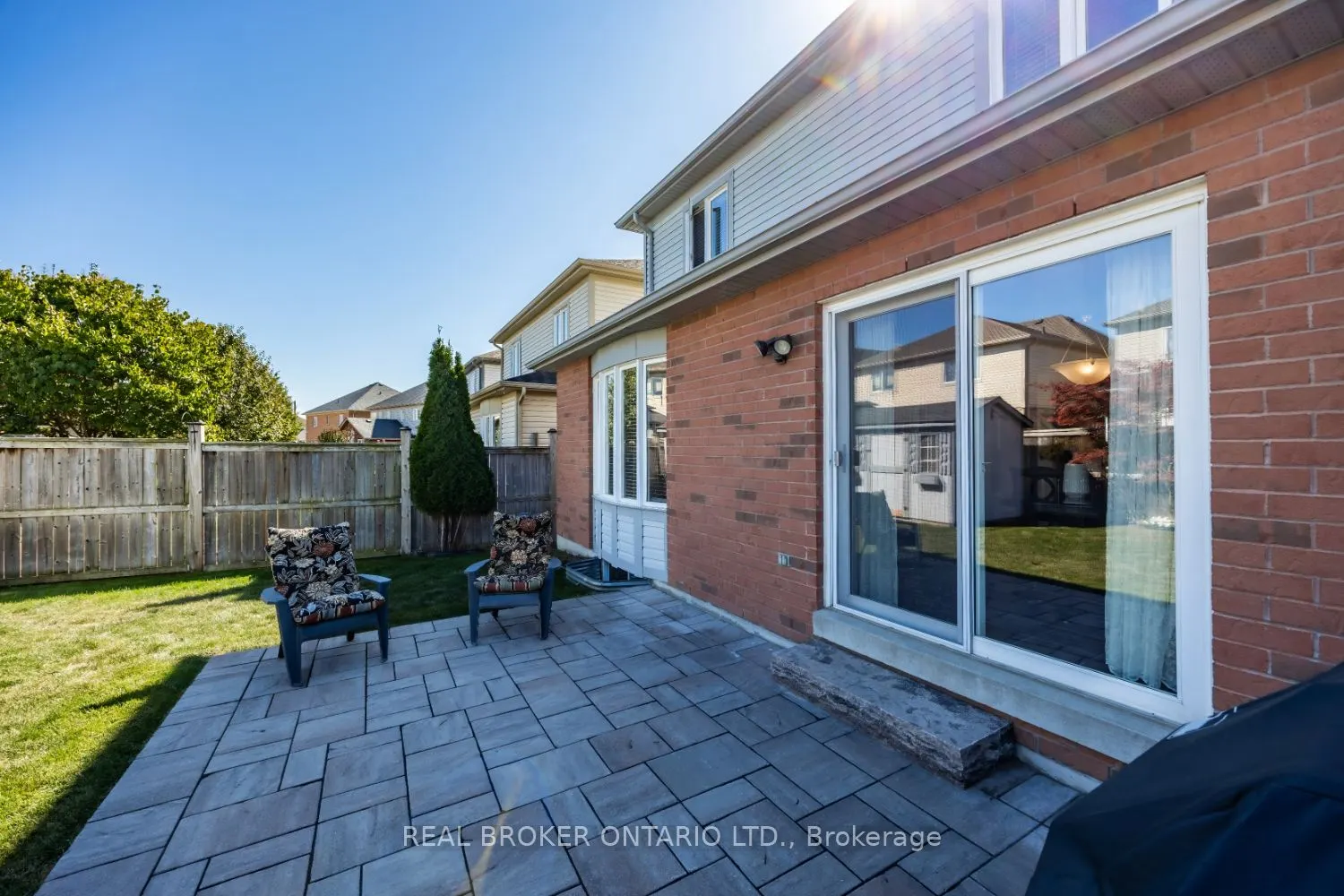 615 Oxbow Crescent