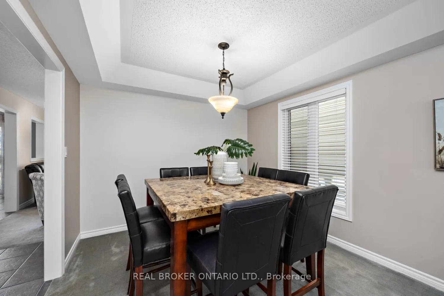 615 Oxbow Crescent