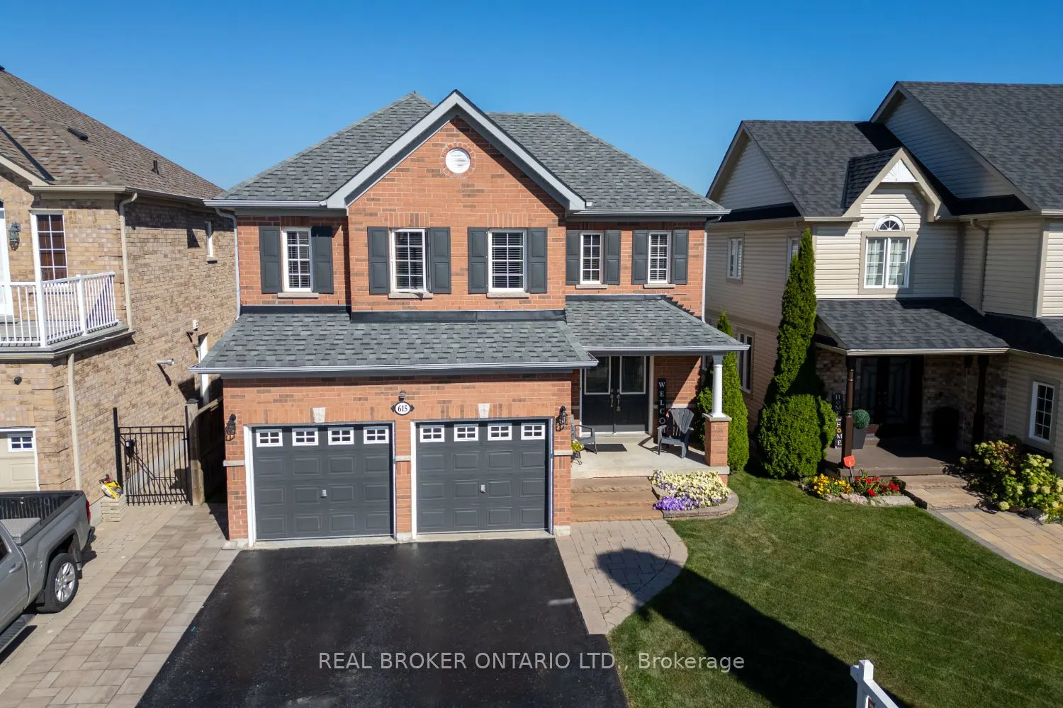 615 Oxbow Crescent