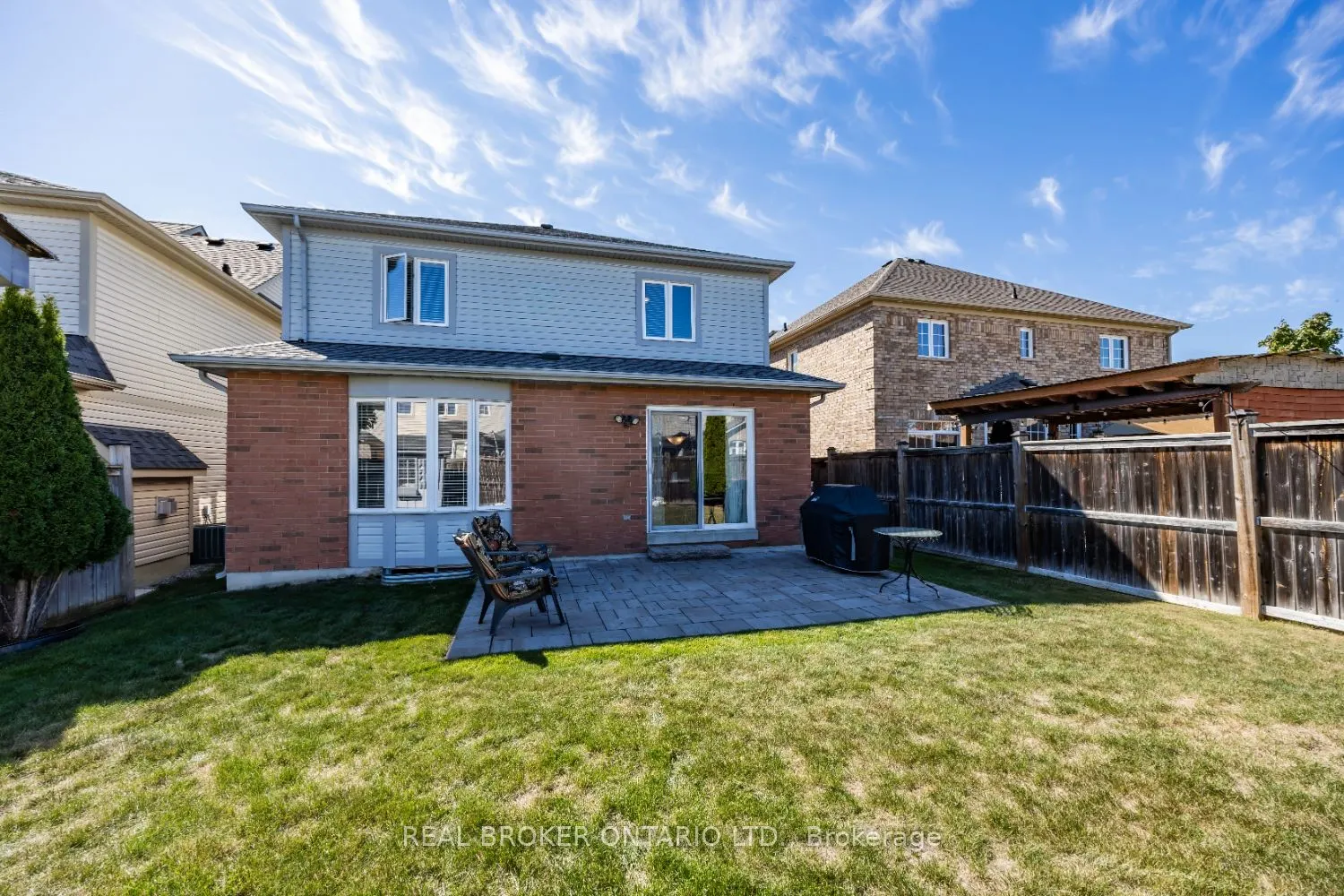 615 Oxbow Crescent