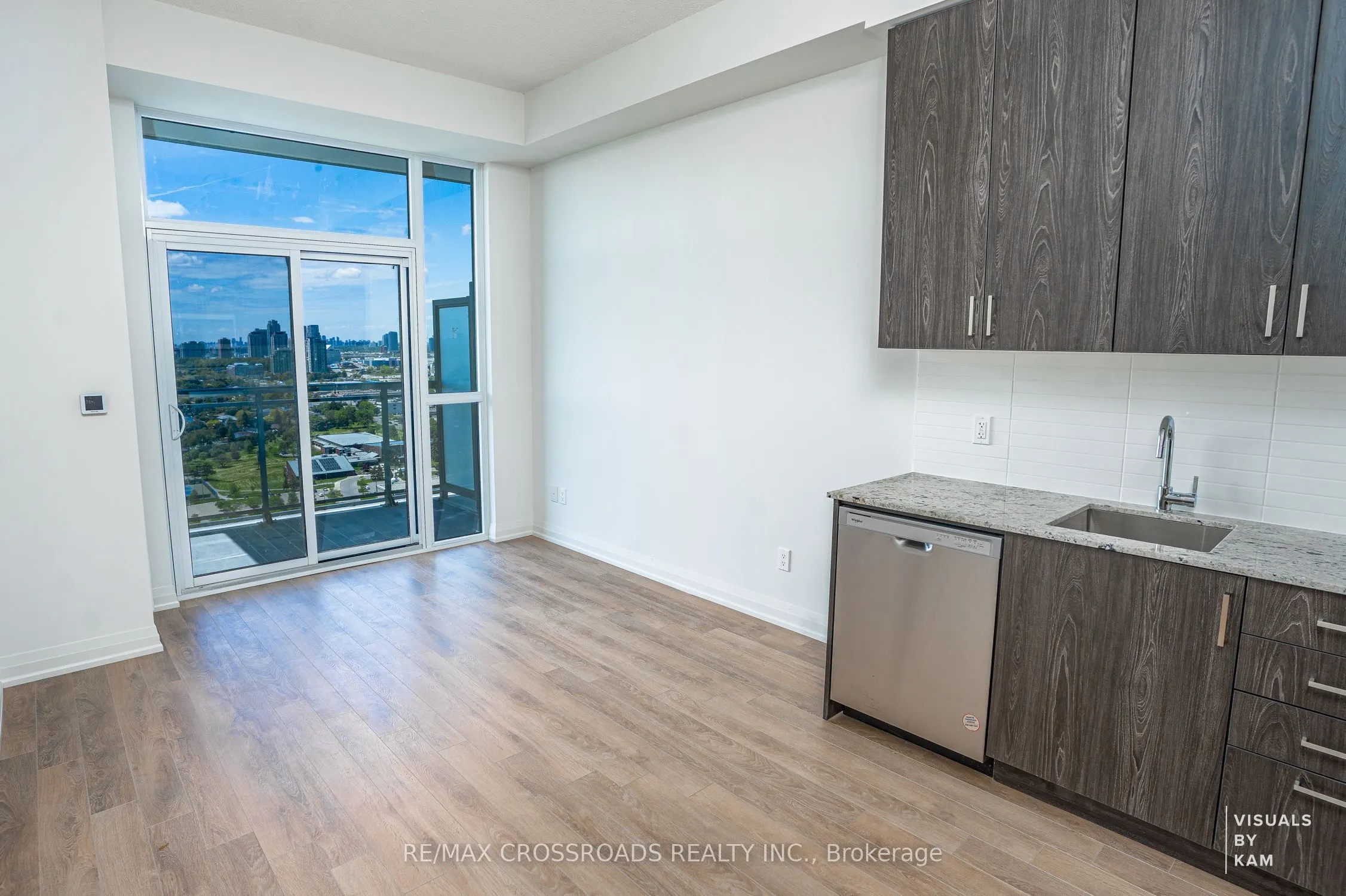 20 Meadowglen Place