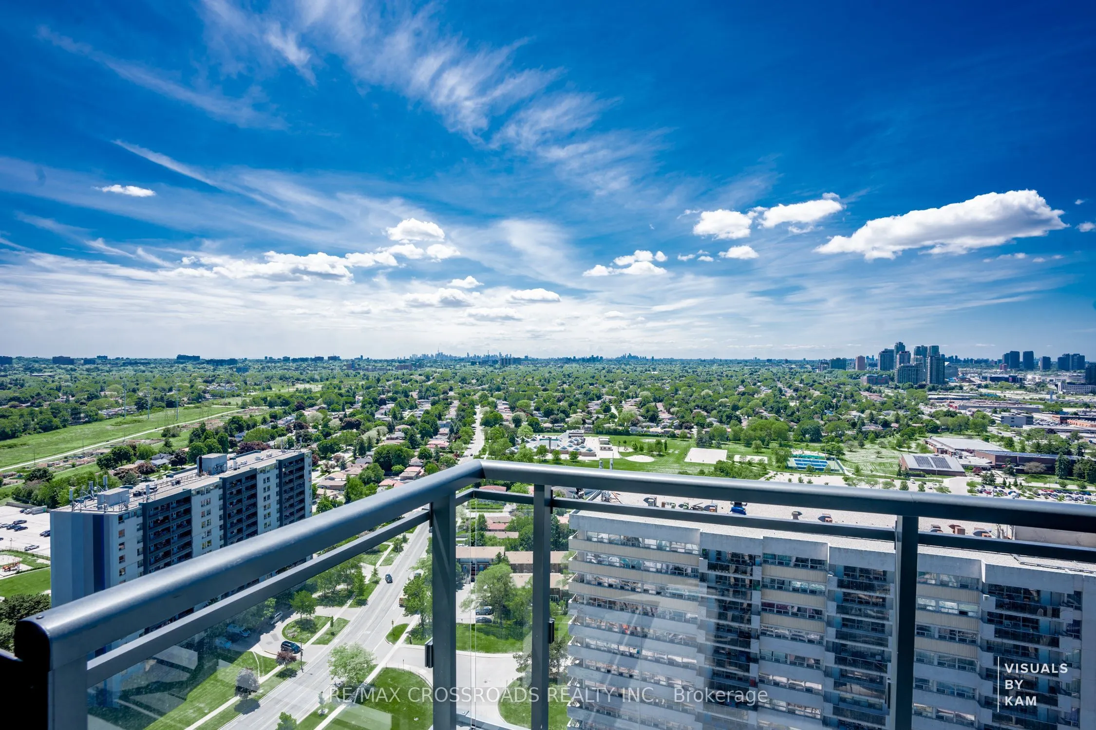 20 Meadowglen Place