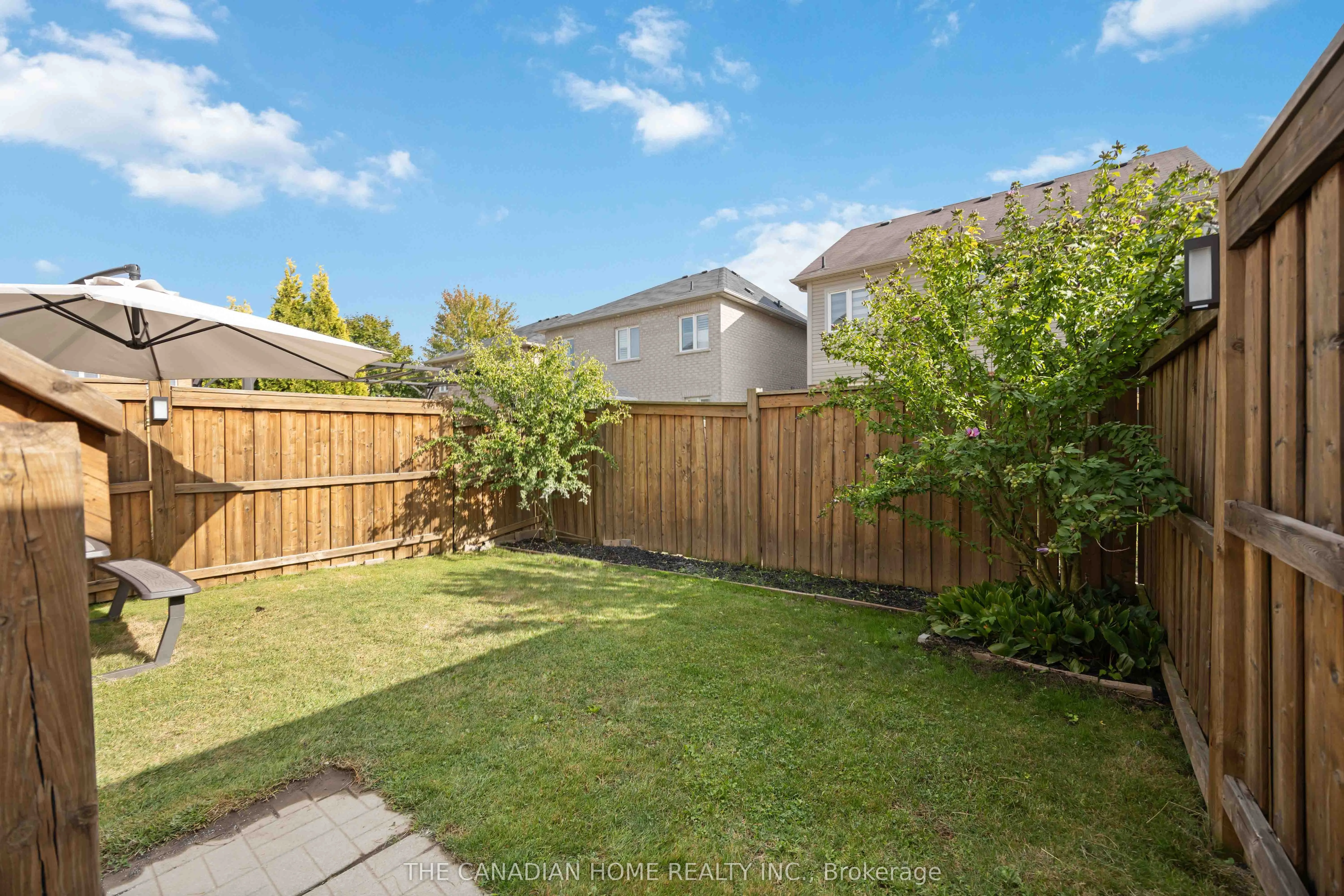 43 Elliottglen Drive