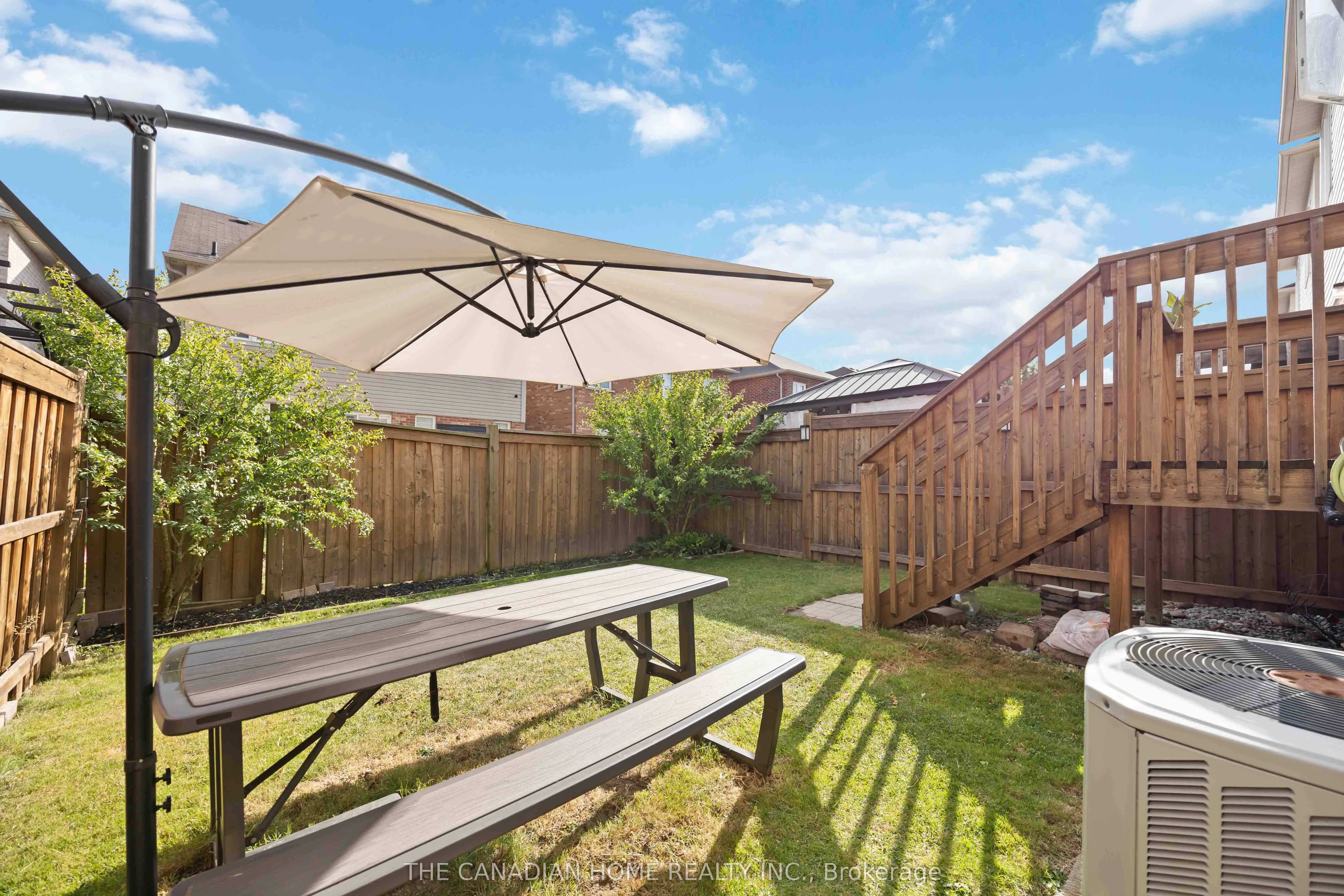 43 Elliottglen Drive