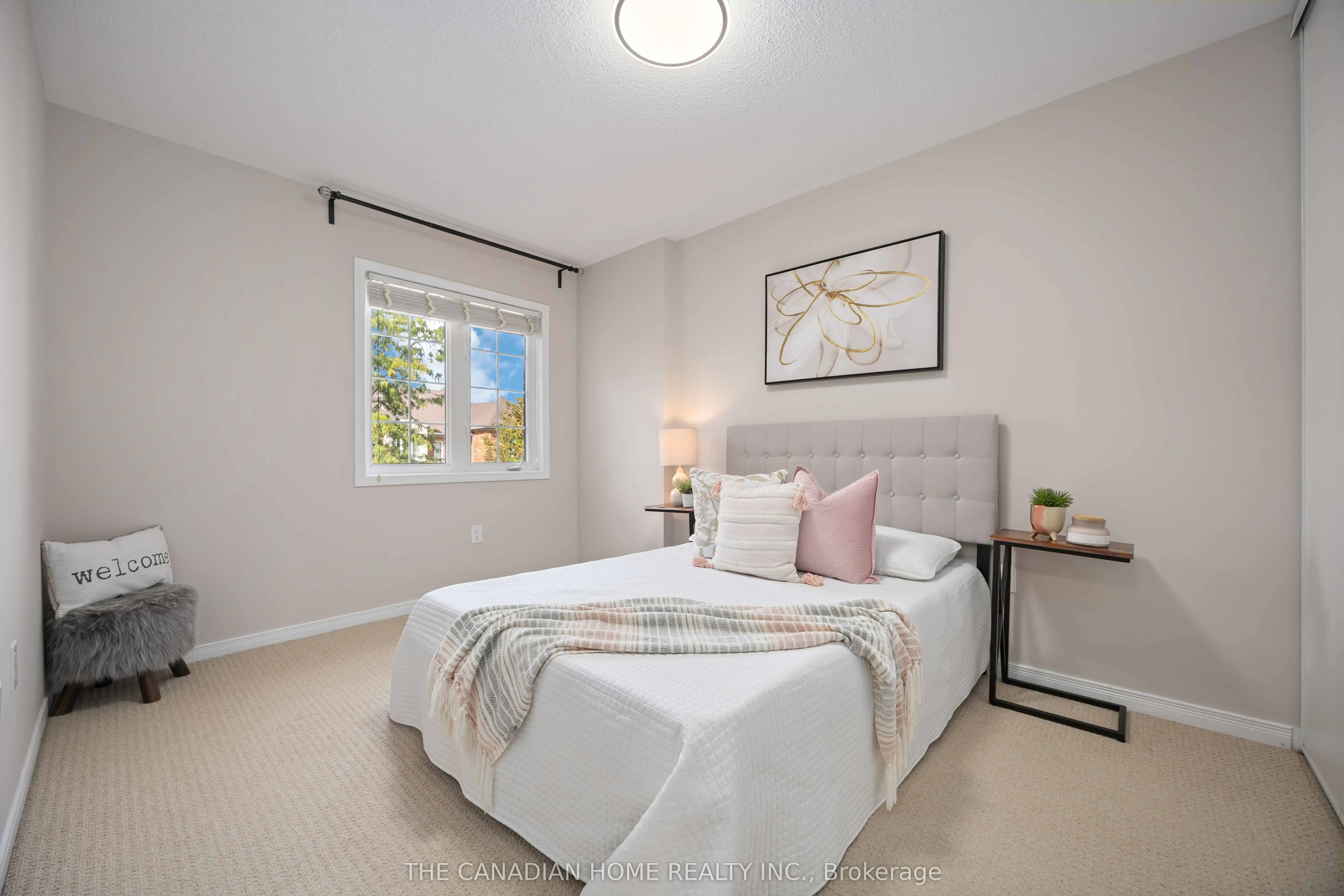 43 Elliottglen Drive