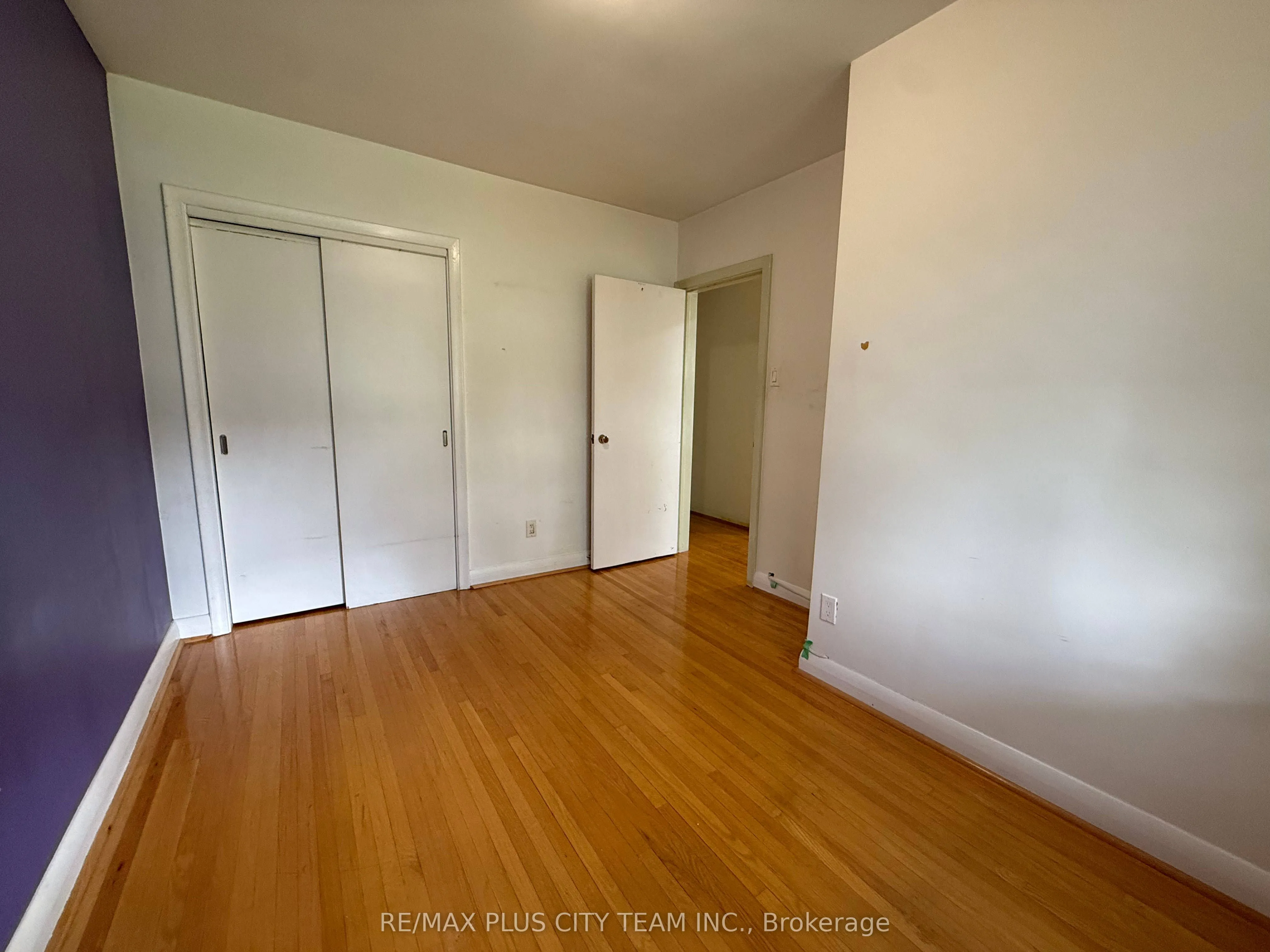 33 Windsor Drive, #Main