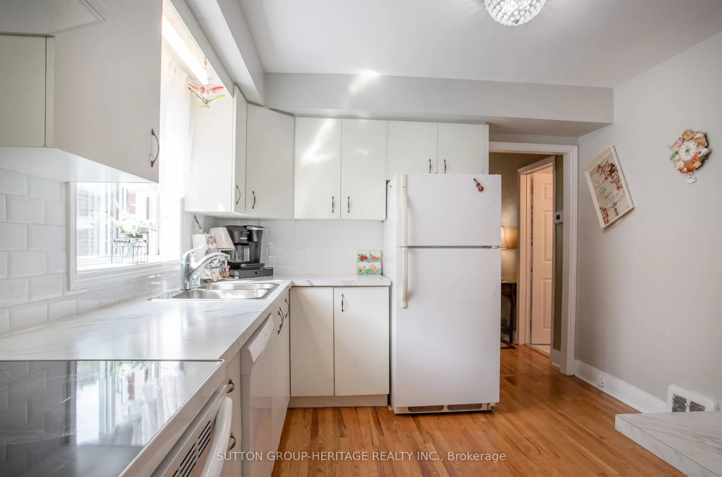 3 Rhydwen Avenue