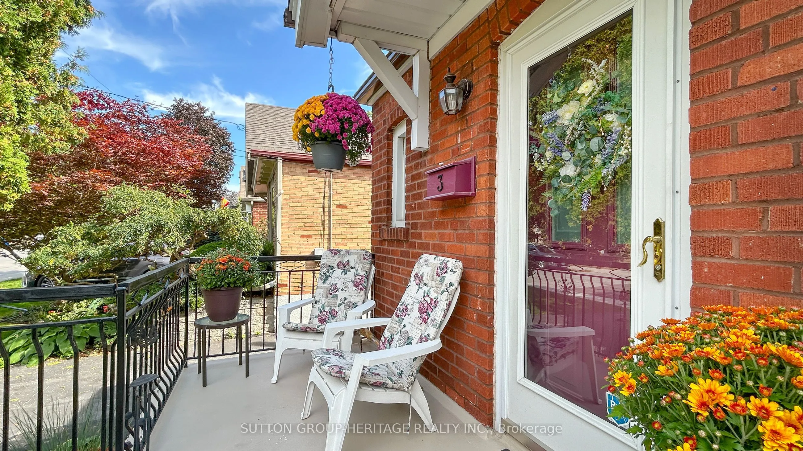 3 Rhydwen Avenue