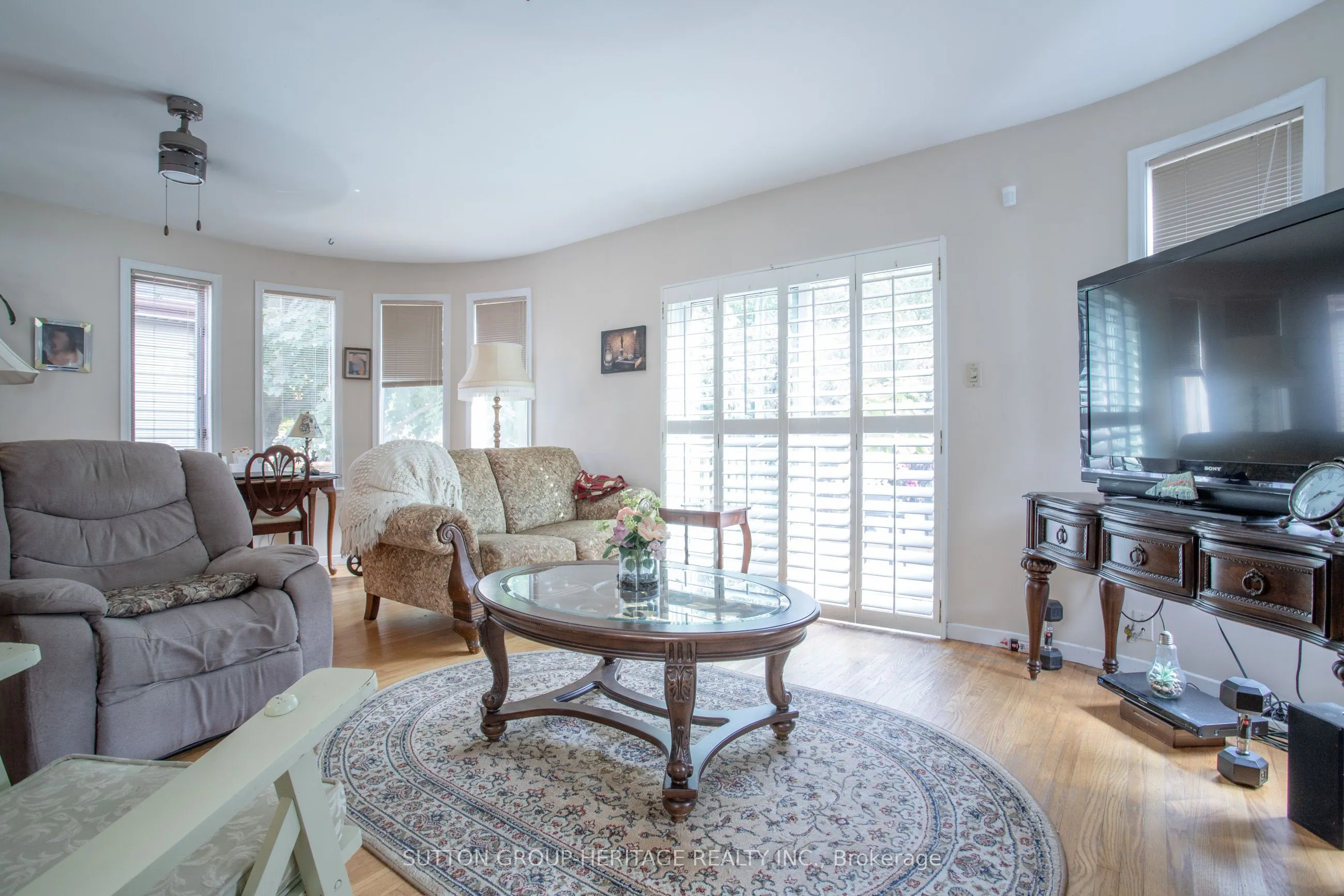 3 Rhydwen Avenue