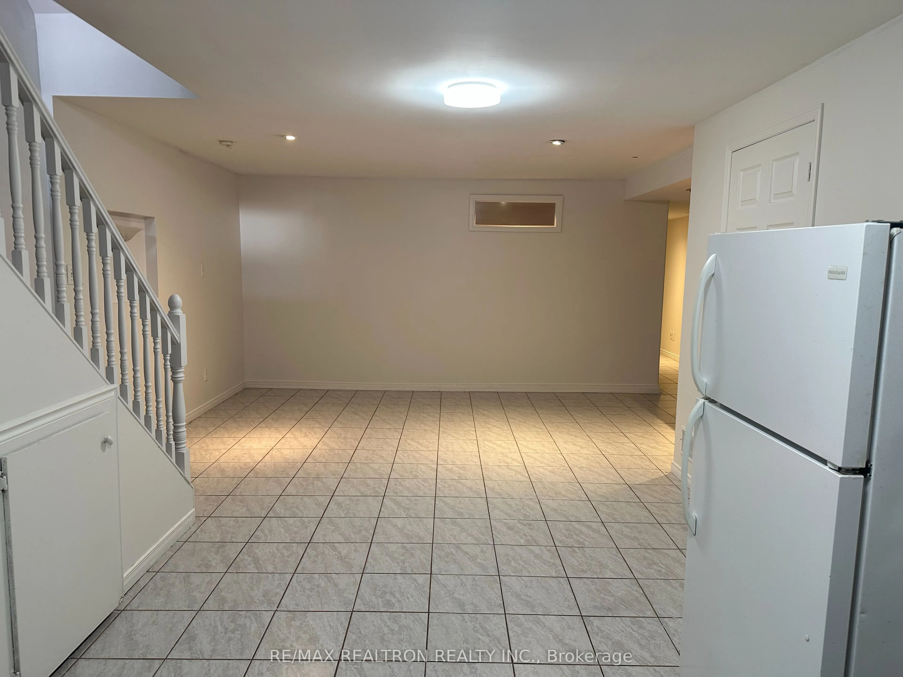 84 Carrera Boulevard, #Basement