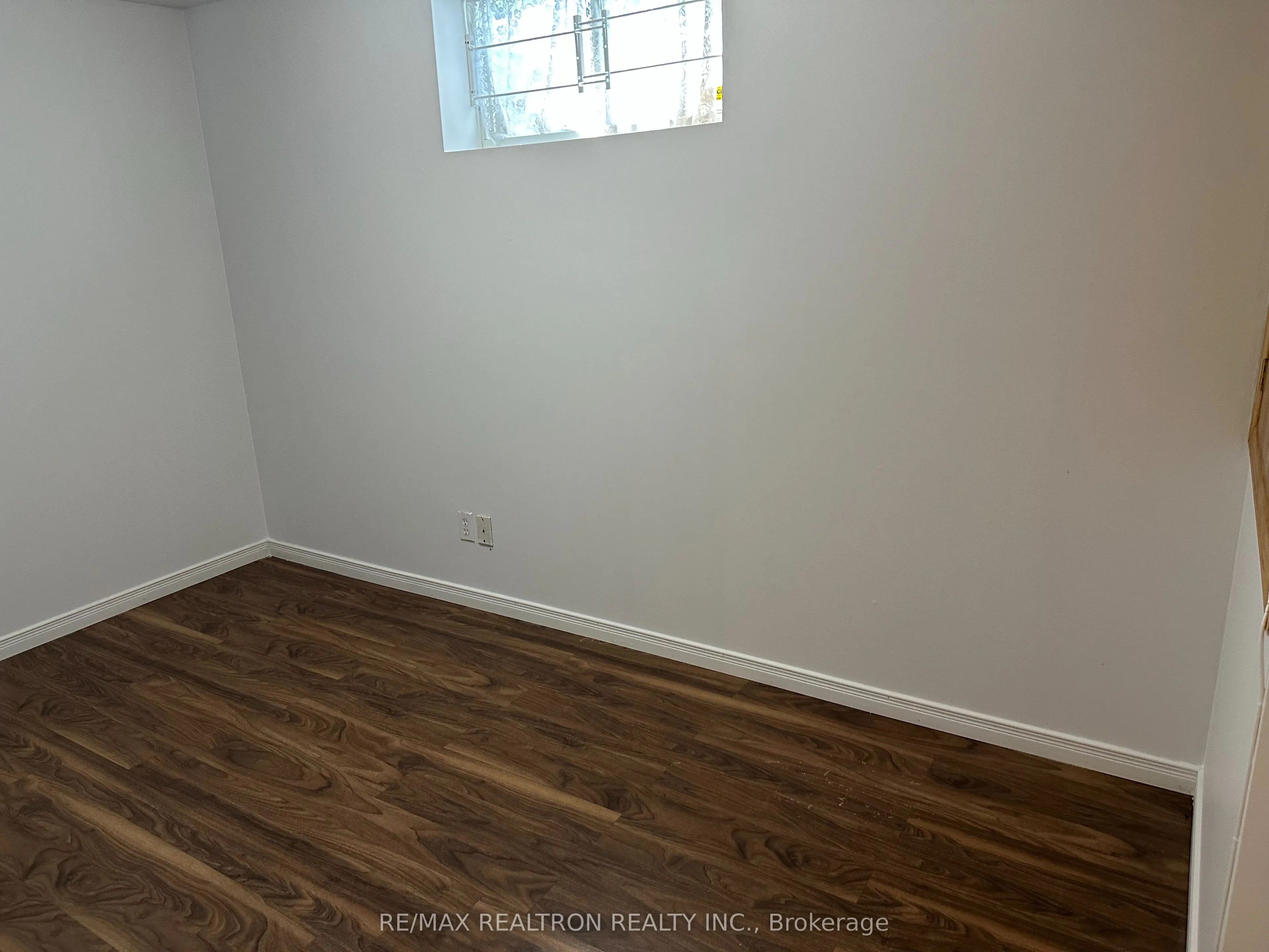 84 Carrera Boulevard, #Basement