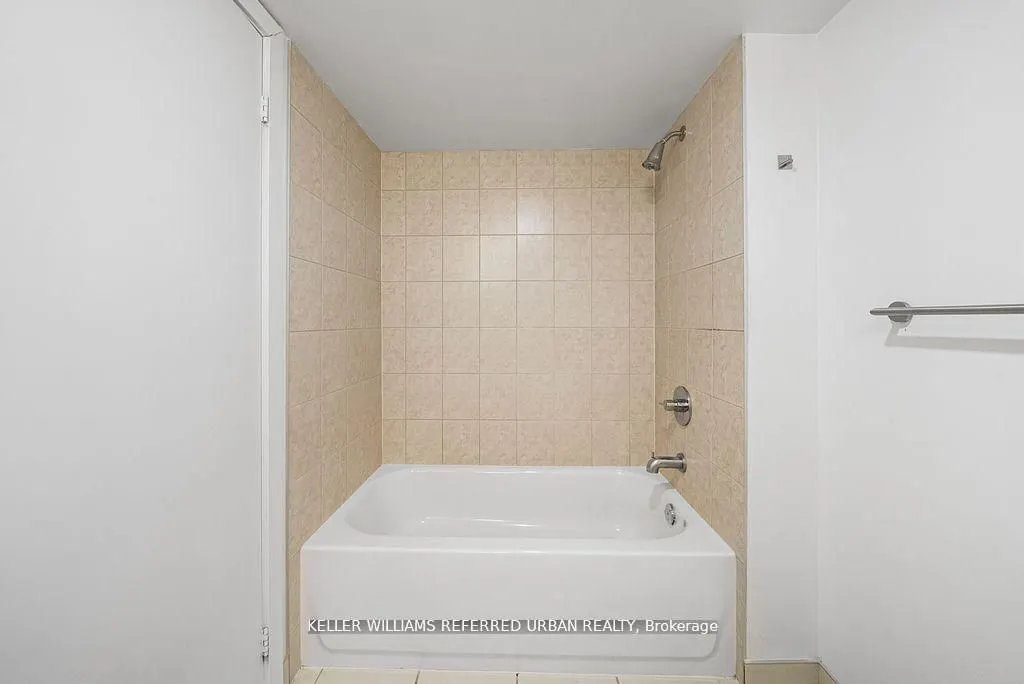 8 Trent Avenue, #315