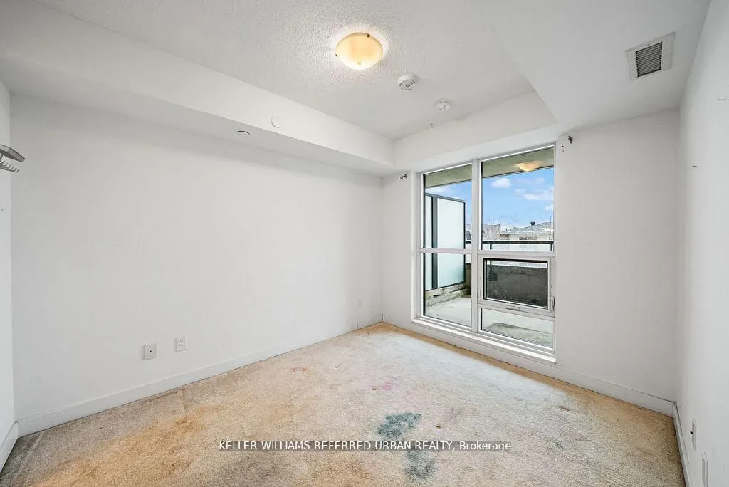 8 Trent Avenue, #315