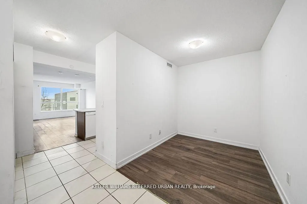 8 Trent Avenue, #315