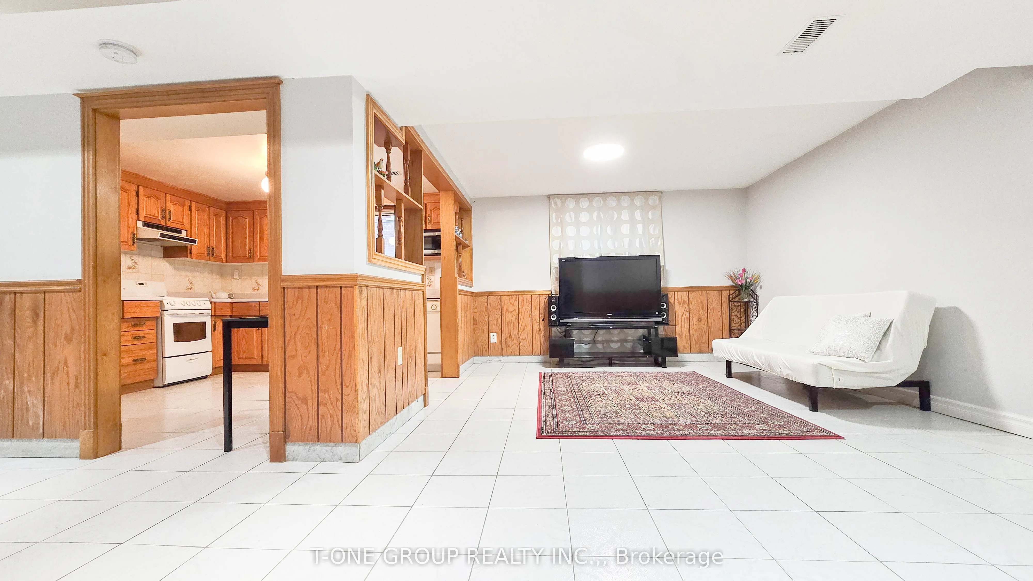 60 Iangrove Terrace, #Bsmt