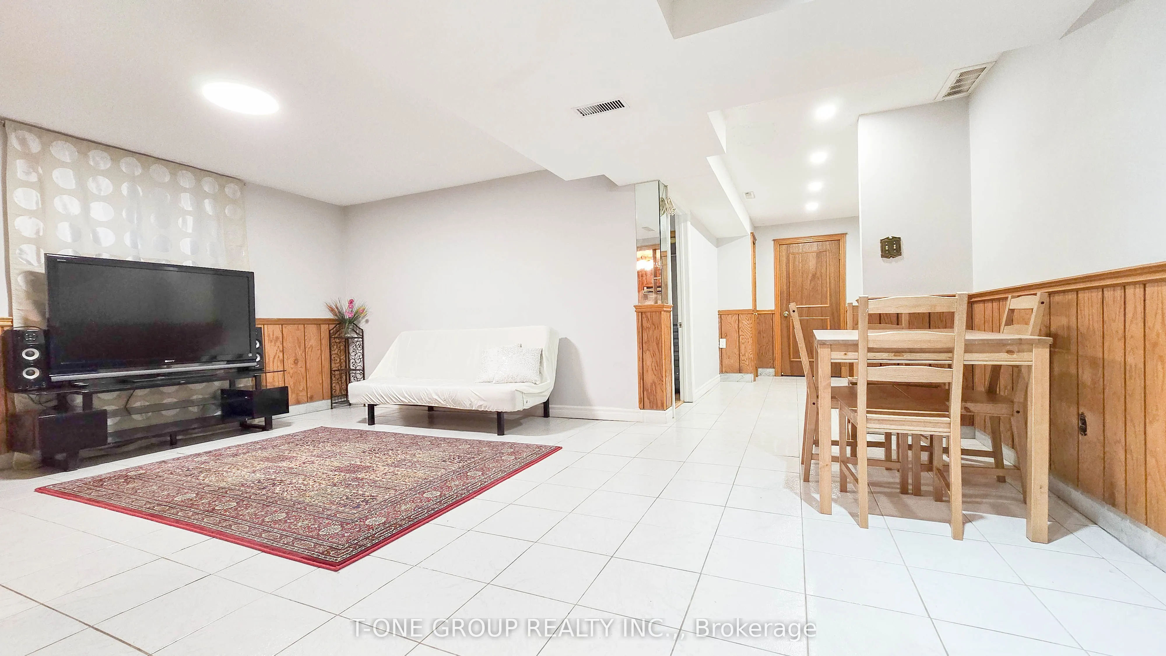 60 Iangrove Terrace, #Bsmt