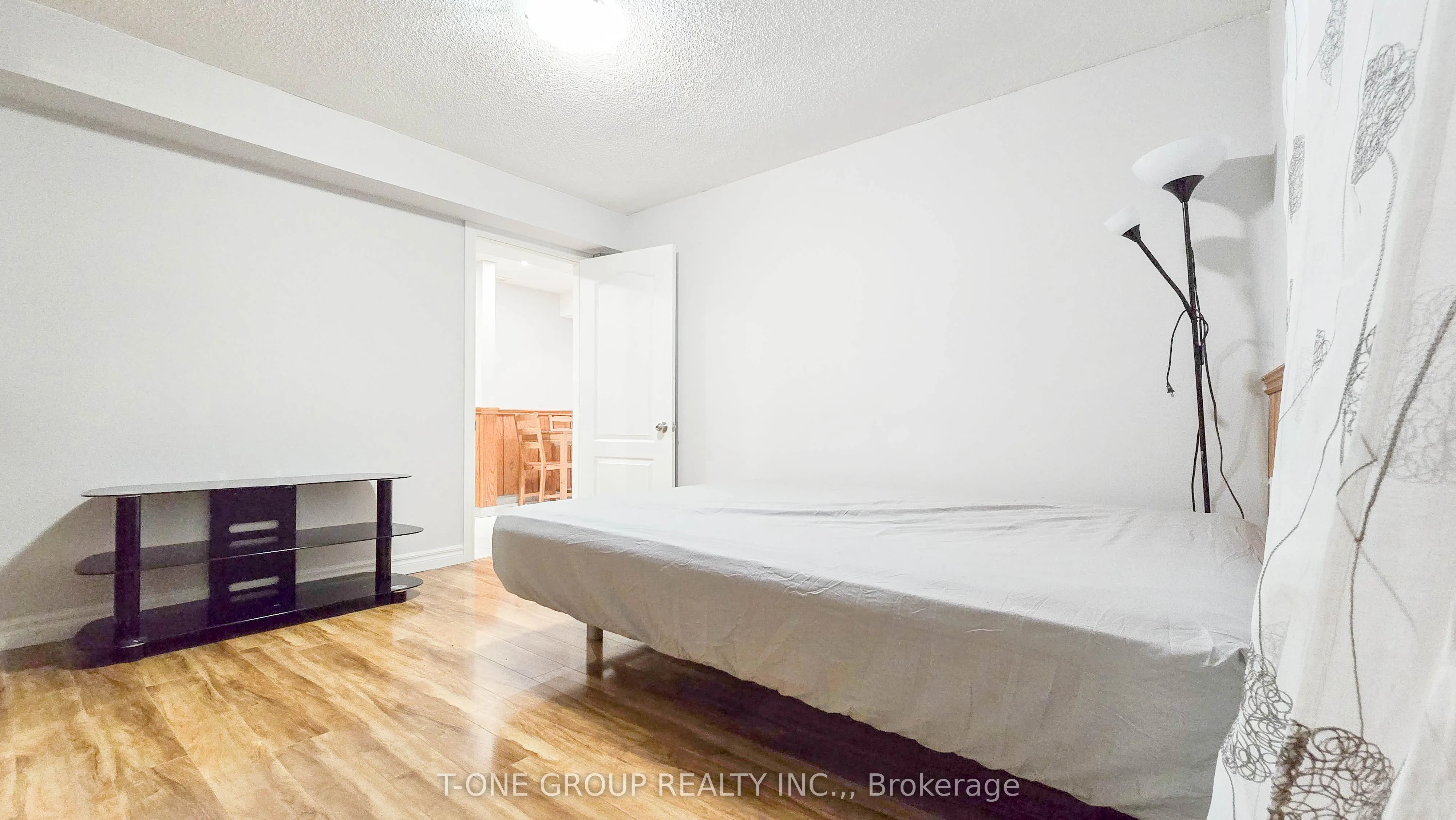 60 Iangrove Terrace, #Bsmt