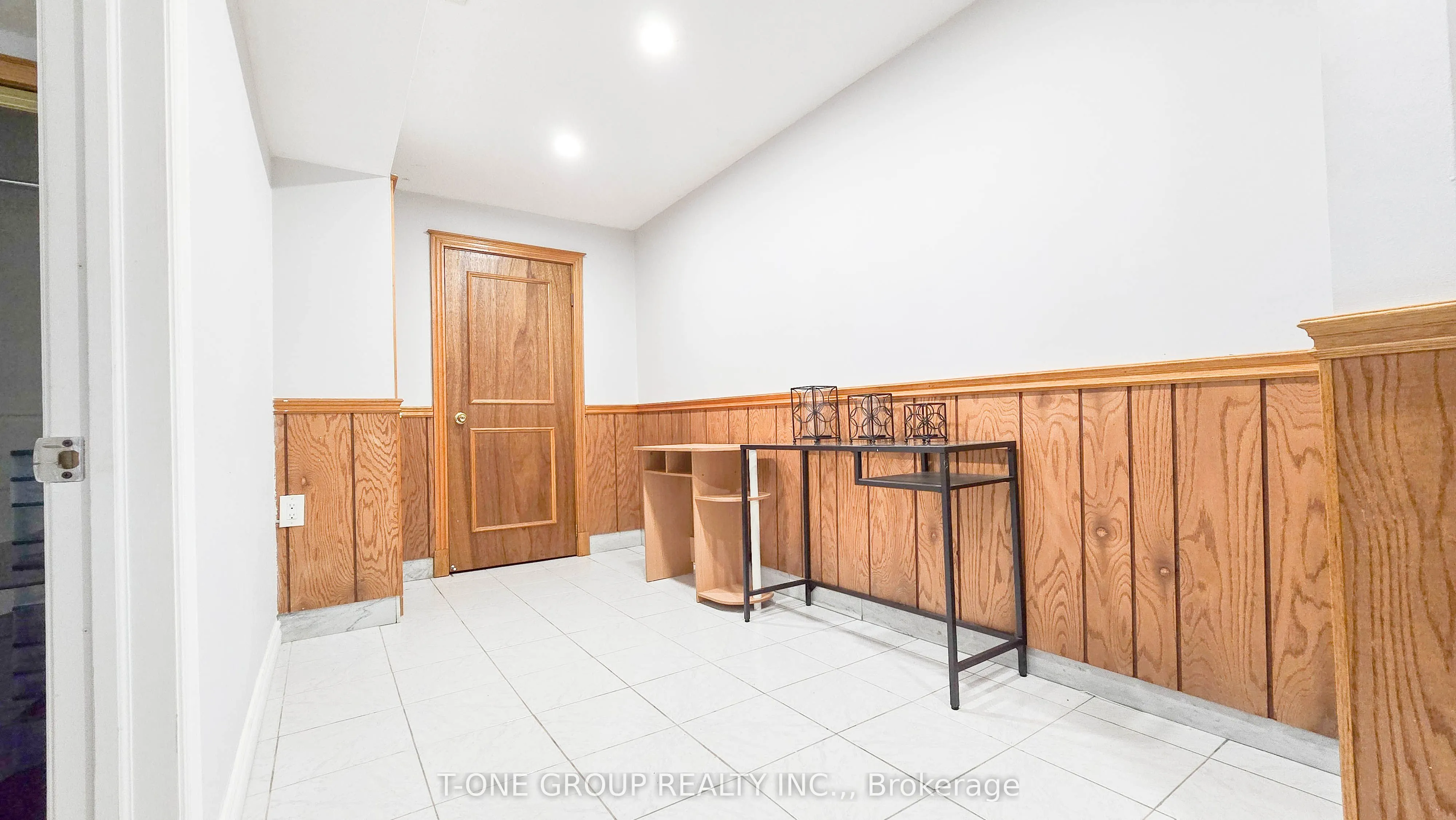 60 Iangrove Terrace, #Bsmt