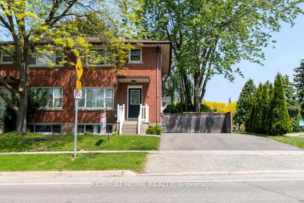 714 Dunlop Street W, #(UPPER)