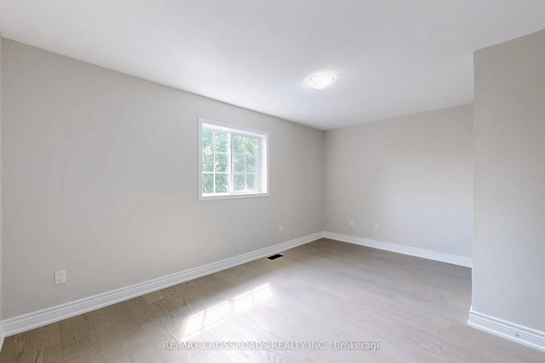 29 Regatta Crescent