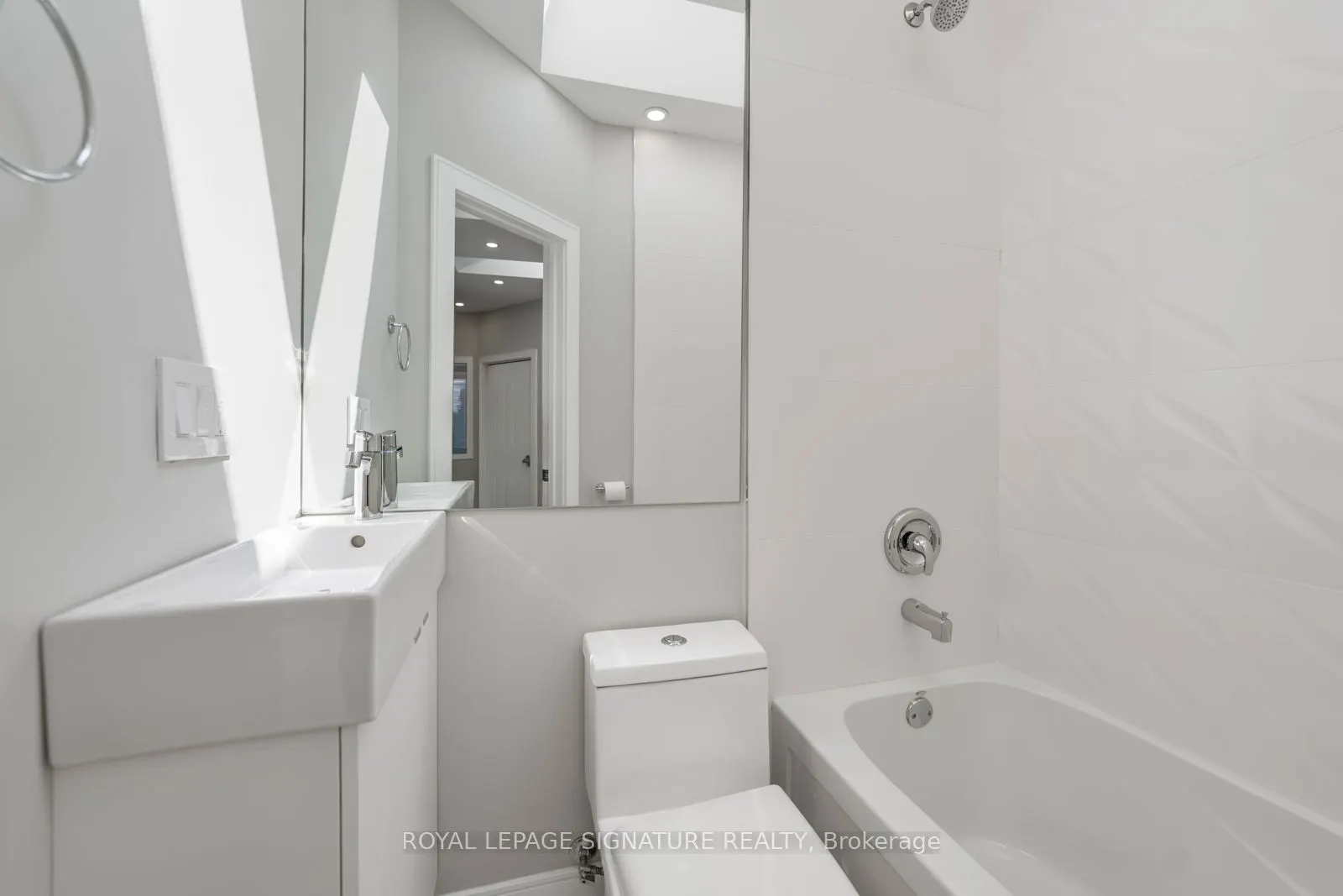 59A Bexhill Avenue