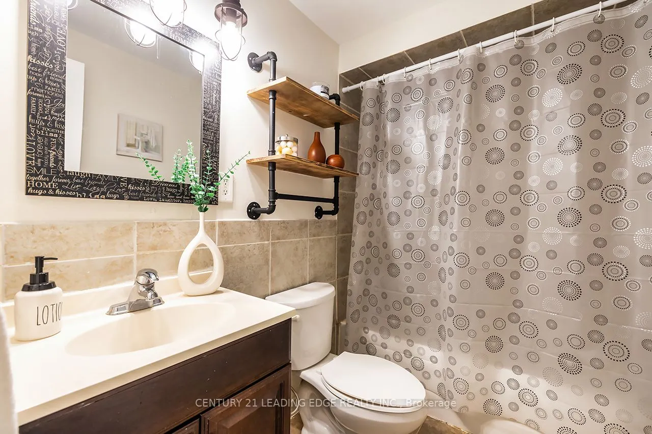 350 Camelot Court, #19