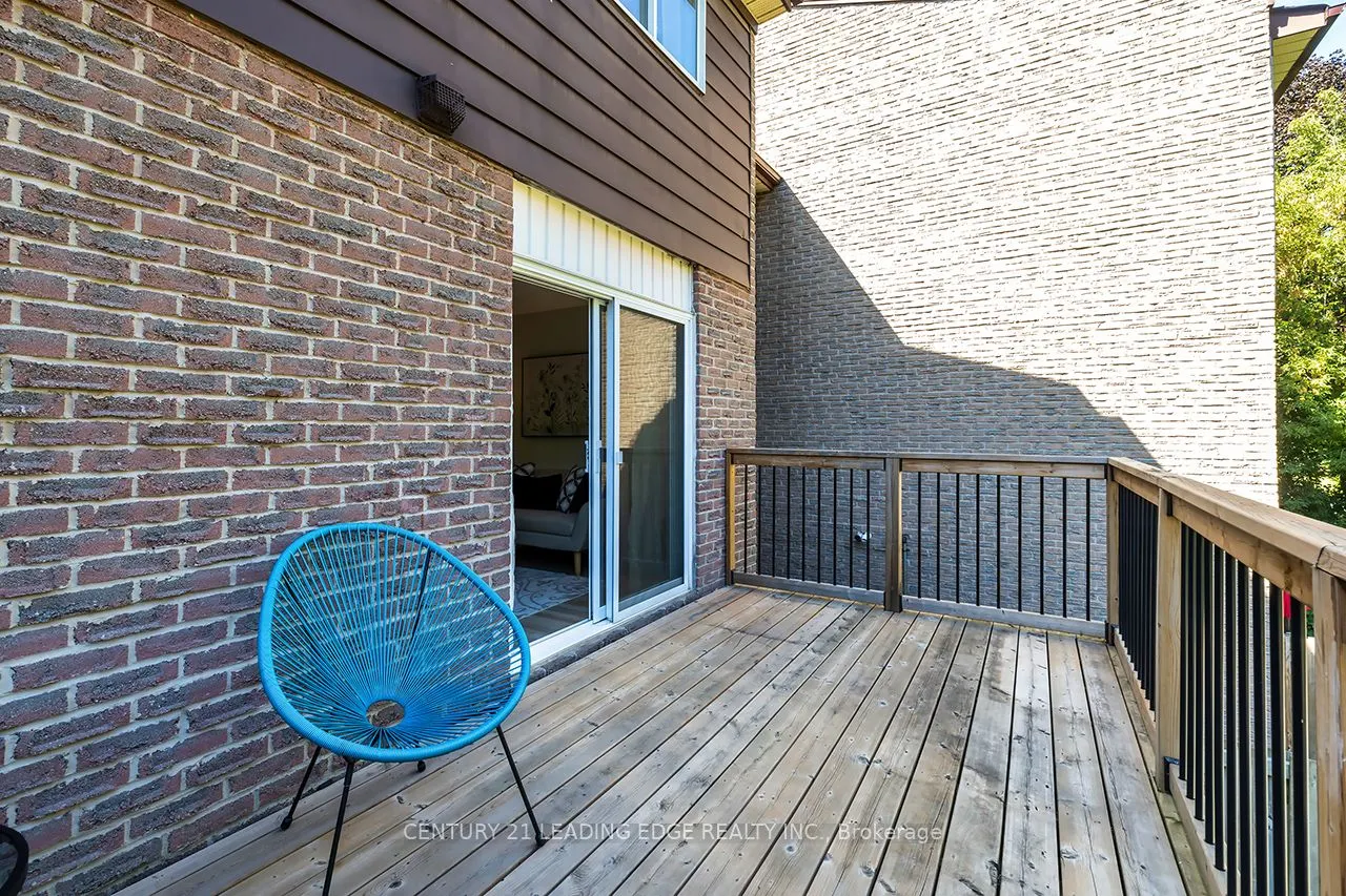 350 Camelot Court, #19