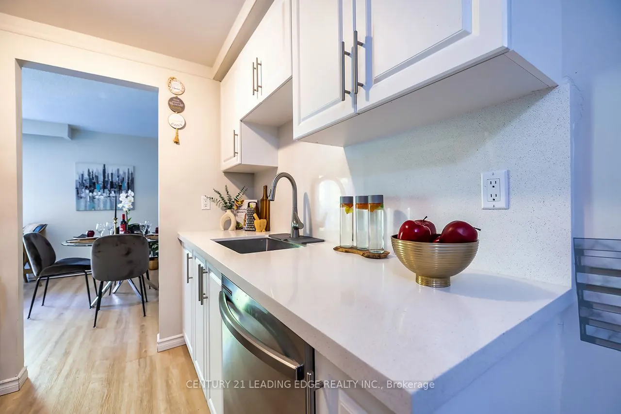 350 Camelot Court, #19