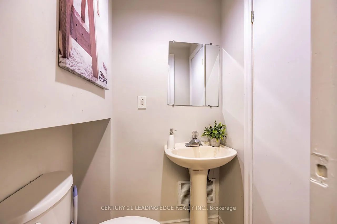 350 Camelot Court, #19