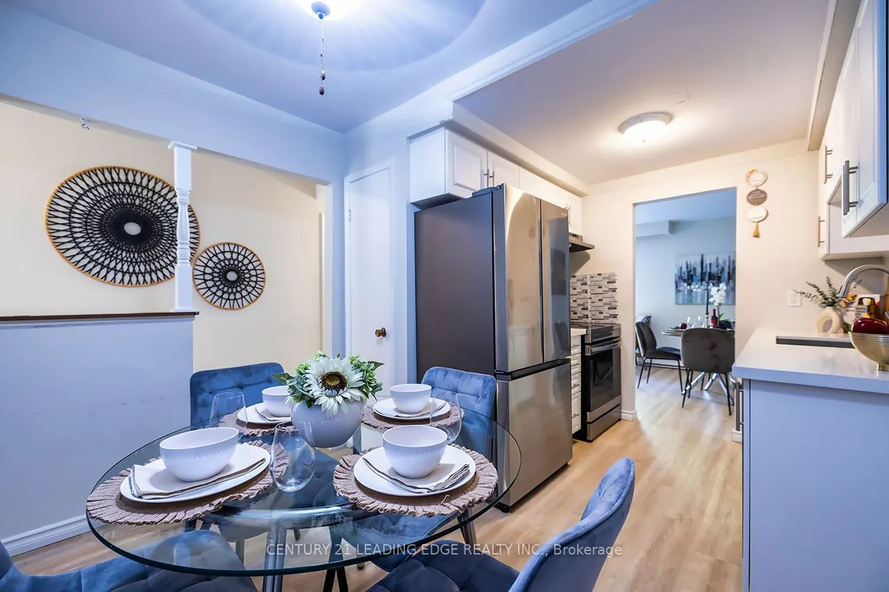350 Camelot Court, #19