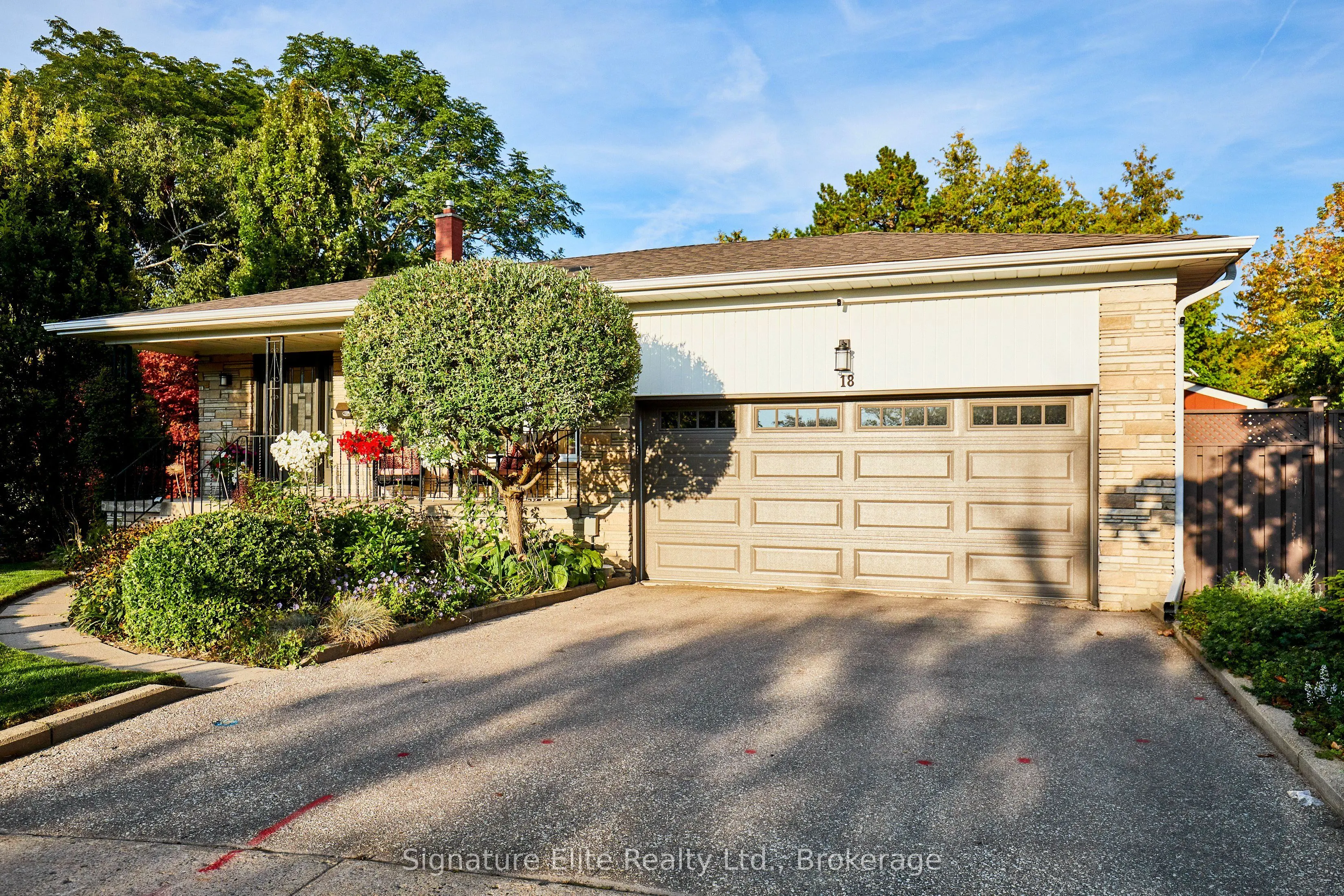 18 Lalton Place