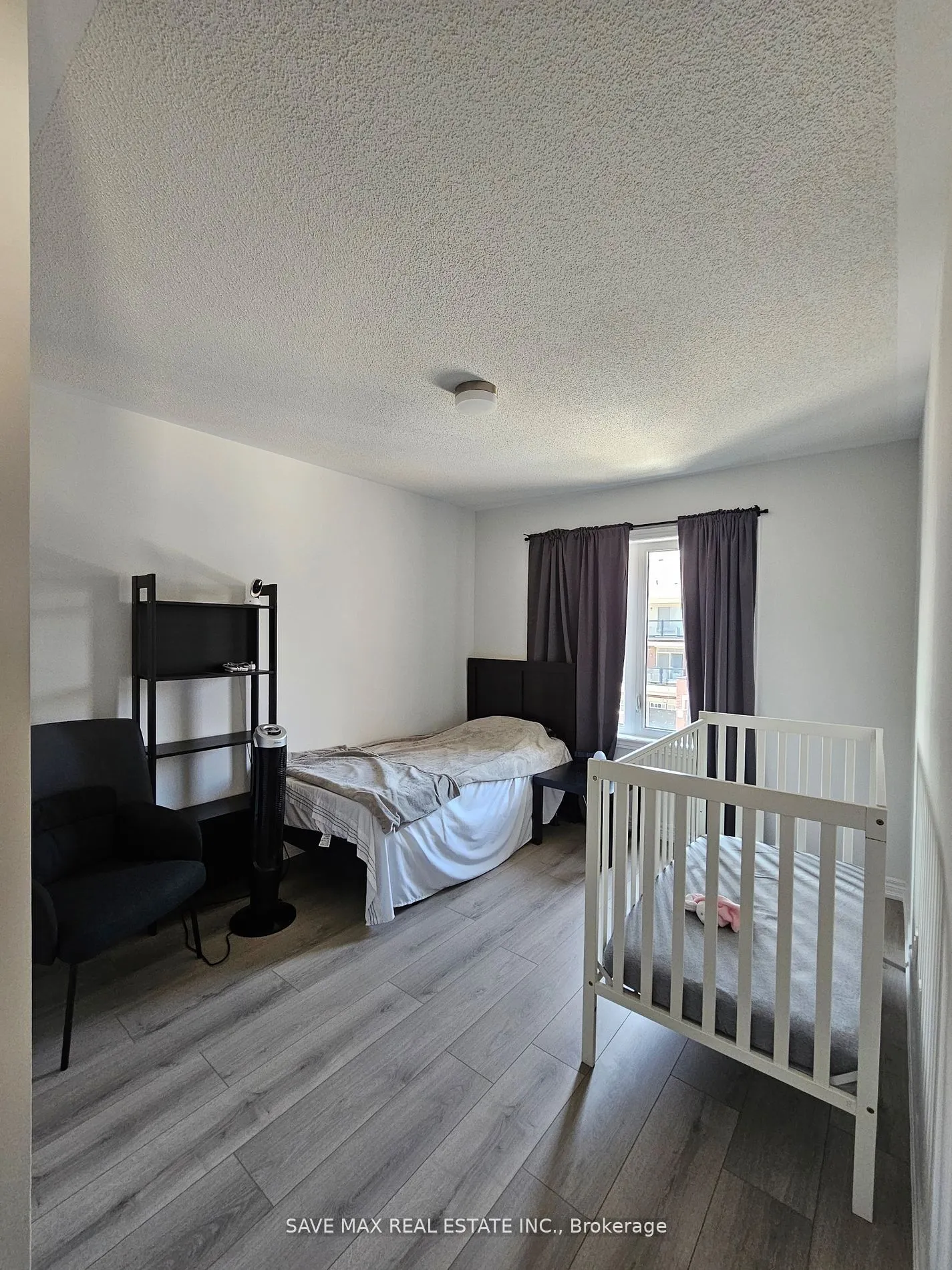 1084 Lockie Drive