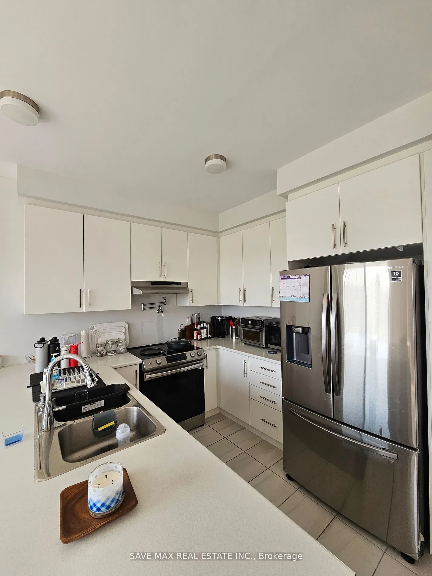 1084 Lockie Drive